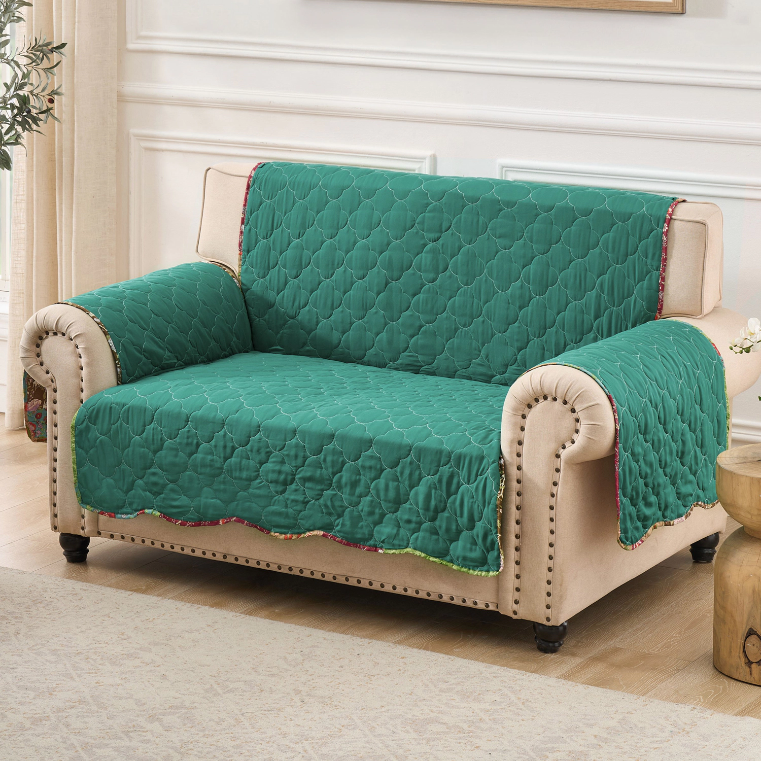Greenland Home Fashions Danica 100% Polyester Quilted Furniture Protector Loveseat 103x76 Multi