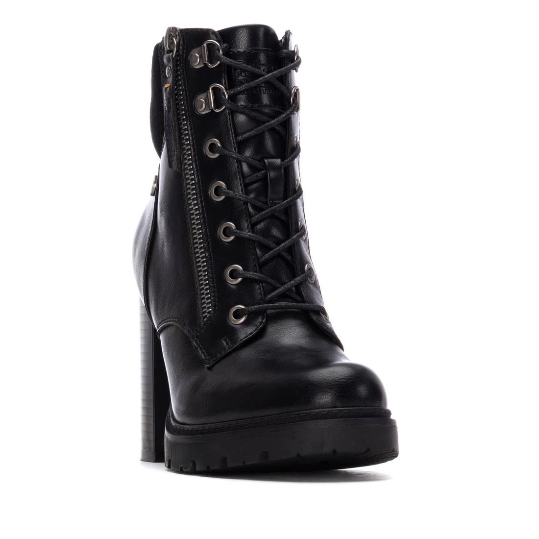 Refresh Women's Boots