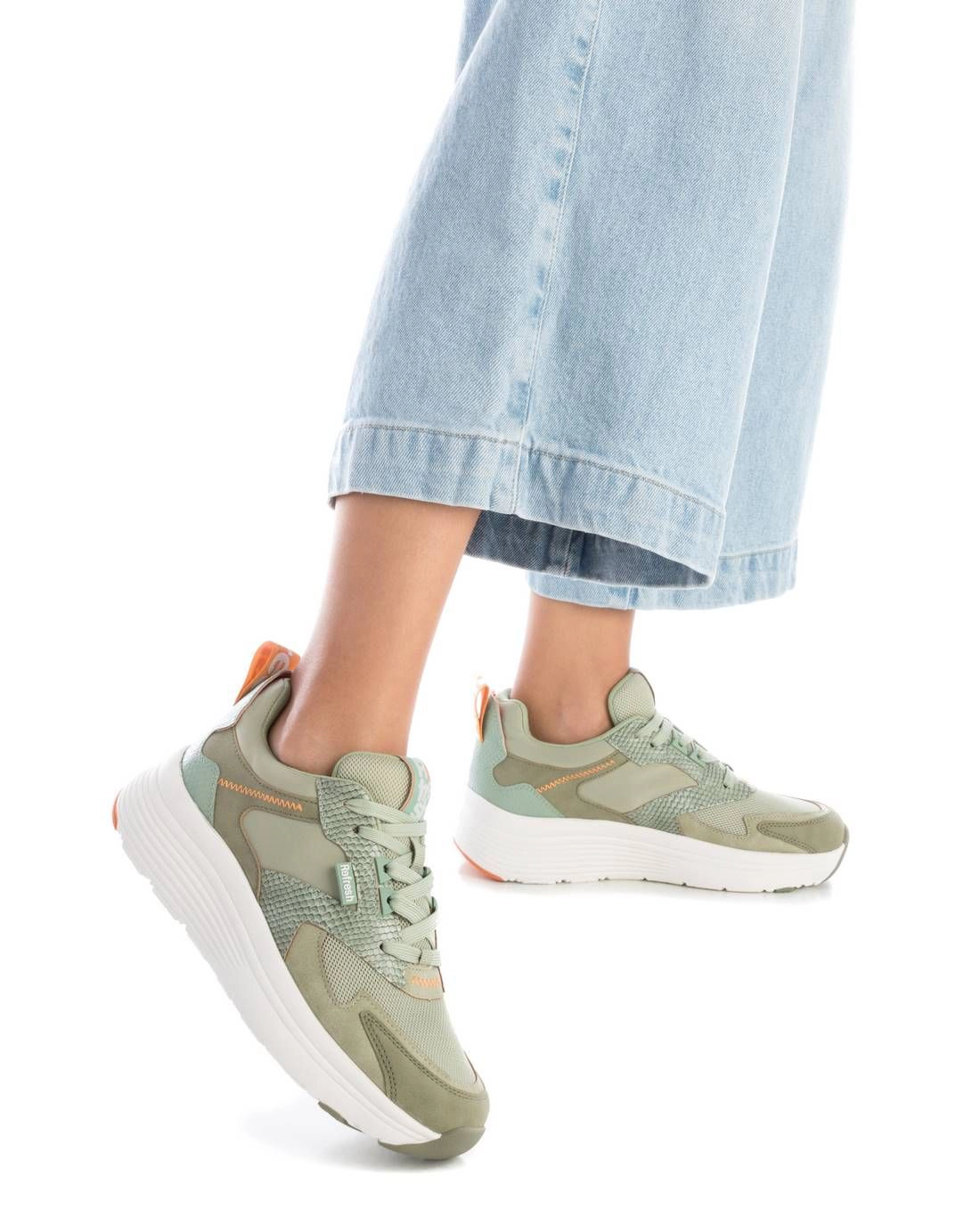 Refresh Women's Sneakers
