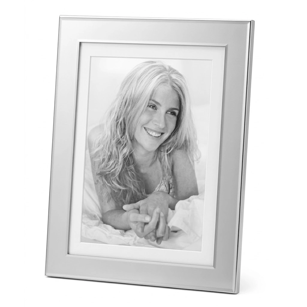 Jiallo Contemporary Silver Beveled 8x10 Photo Frame