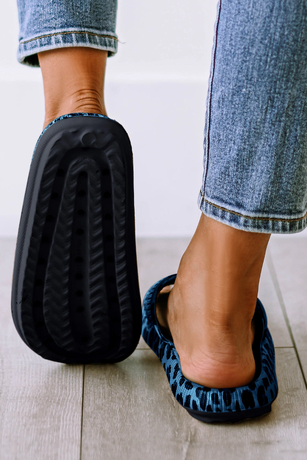 Threaded Pear Bellamy Sole Slip On Slippers