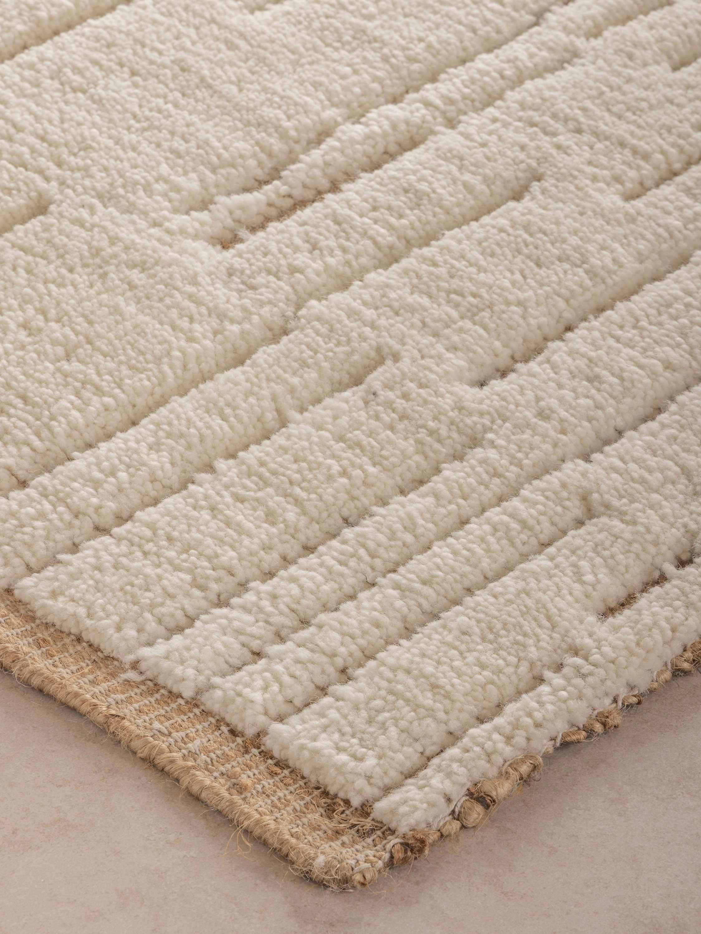 GAURI KOHLI Narita Area Rug 5'x8'