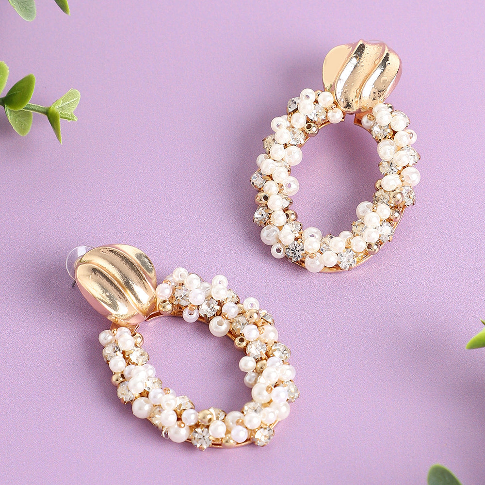 SOHI Women's White Wreath Drop Earrings