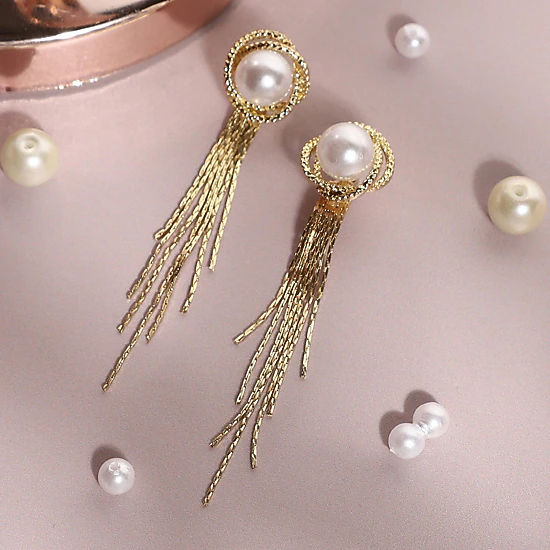 SOHI Women's Black Dangling Drop Earrings