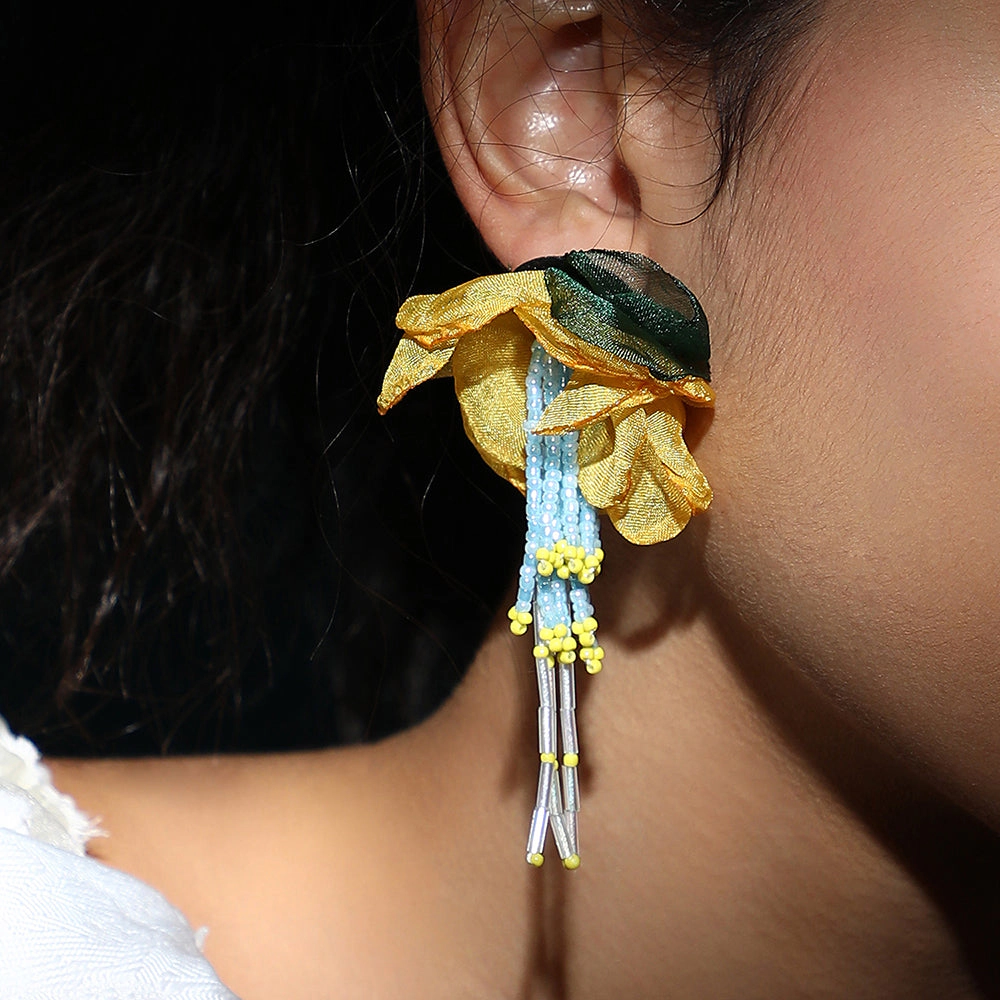 SOHI Women's Maxi-Floral Drop Earrings