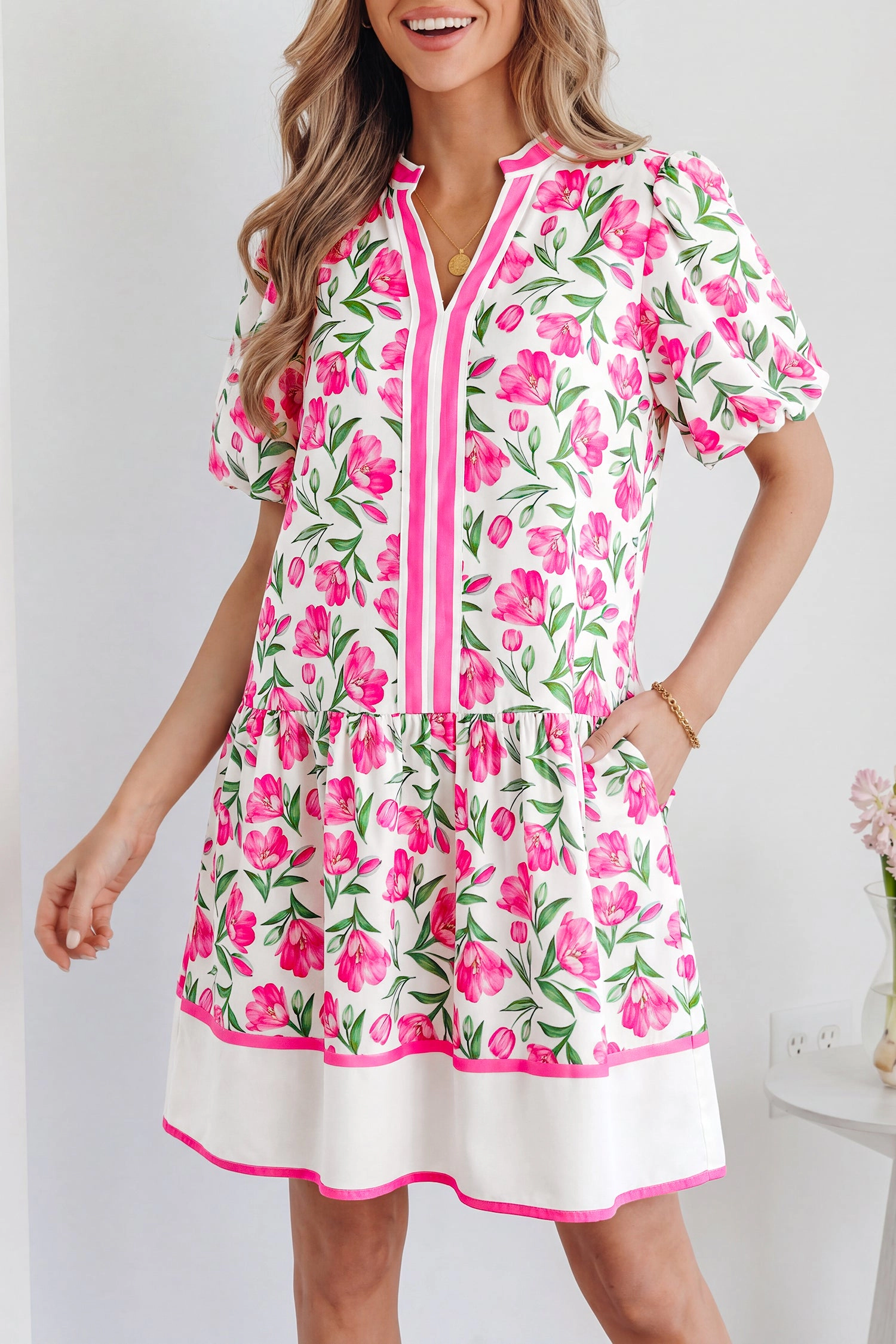 Threaded Pear Womens Aliya Block Trim Short Dress - Floral V-Neck Puff Sleeve Mini
