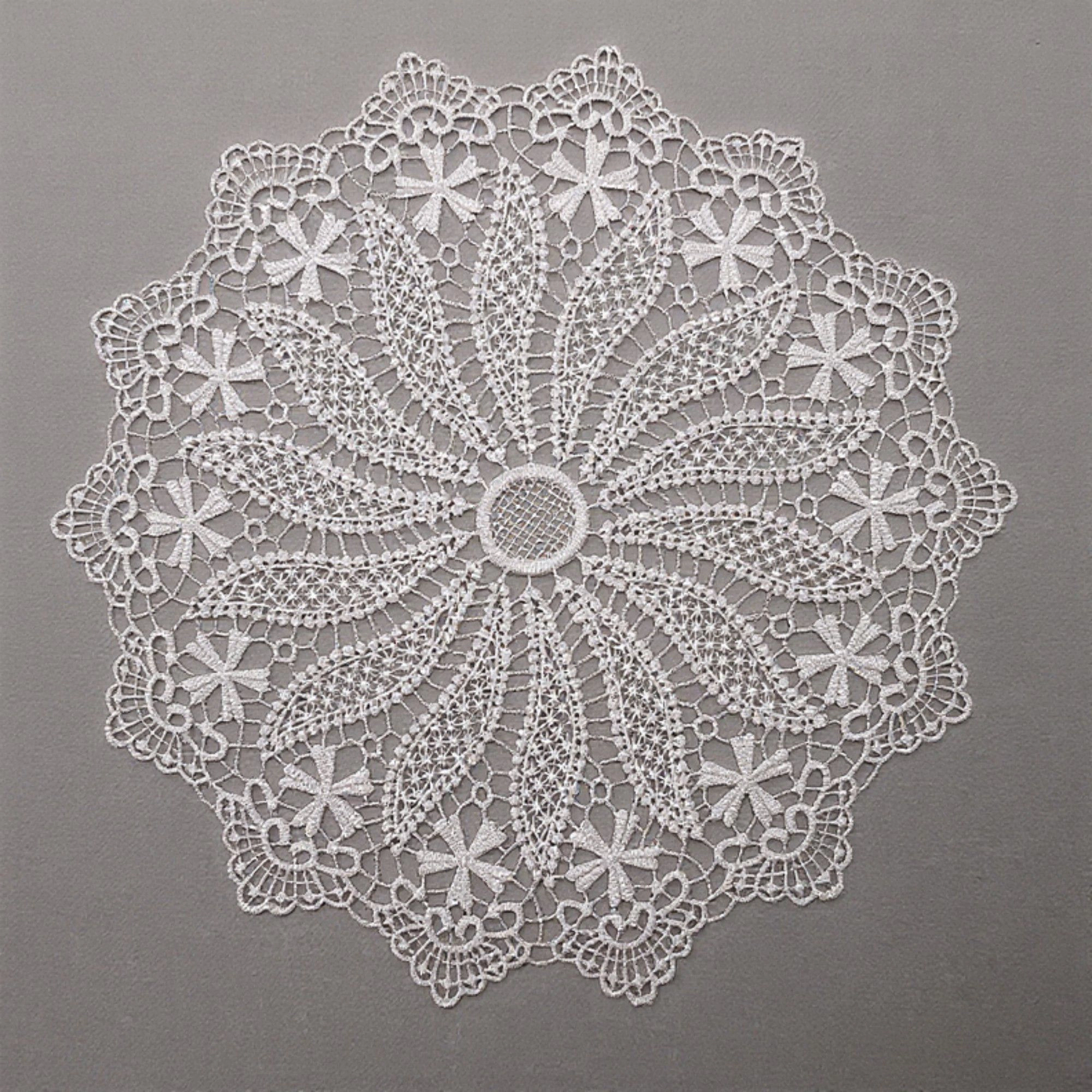 Alilang Unisex 4 Set Round Crochet Lace Placemats with Floral Pattern 11.8 in
