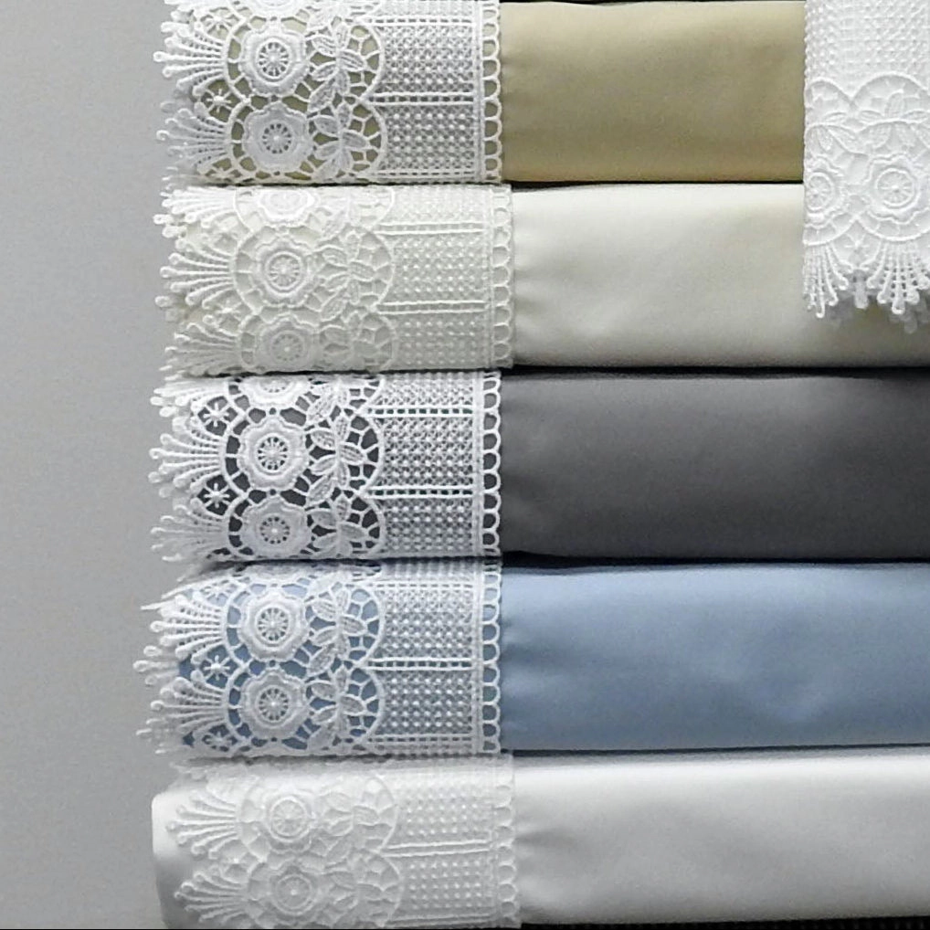 Egyptian Linens 608 Thread Count Cotton Embroidered Lace Trim Pillowcase Set
