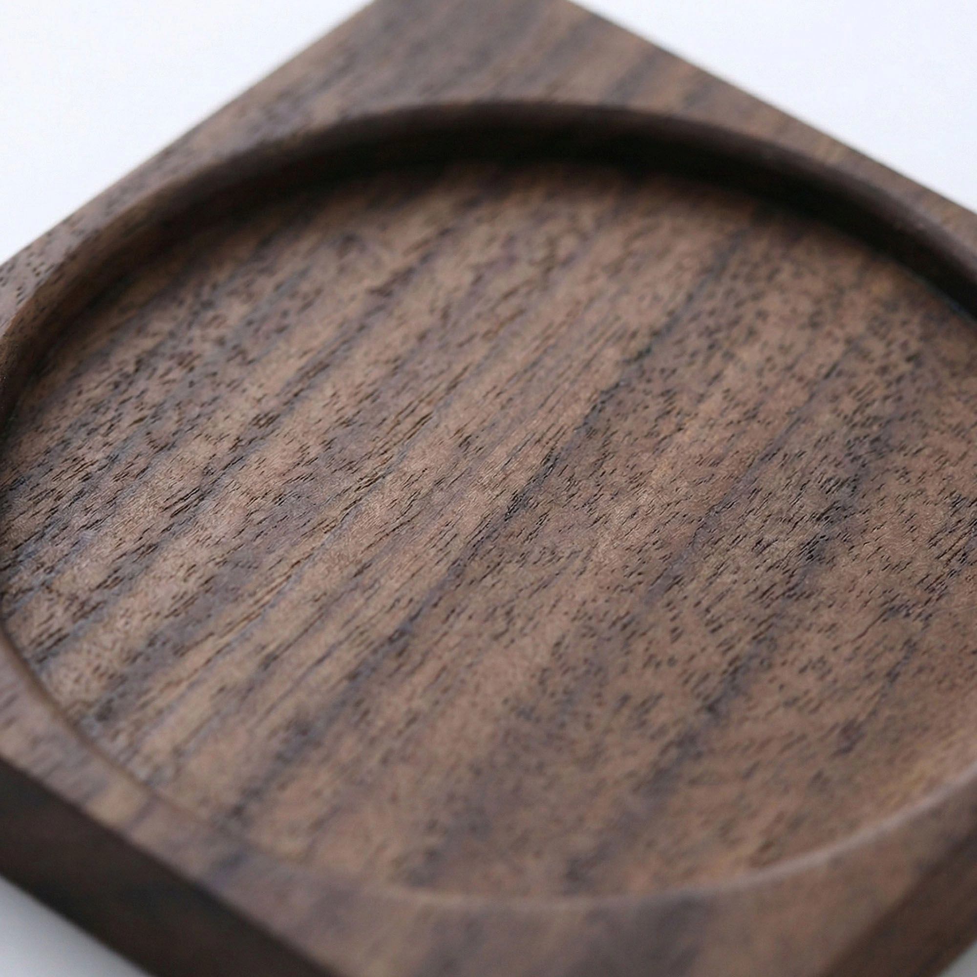 Alilang Women 2-PC Square Wood Coaster with Recessed Round Groove Table Protector