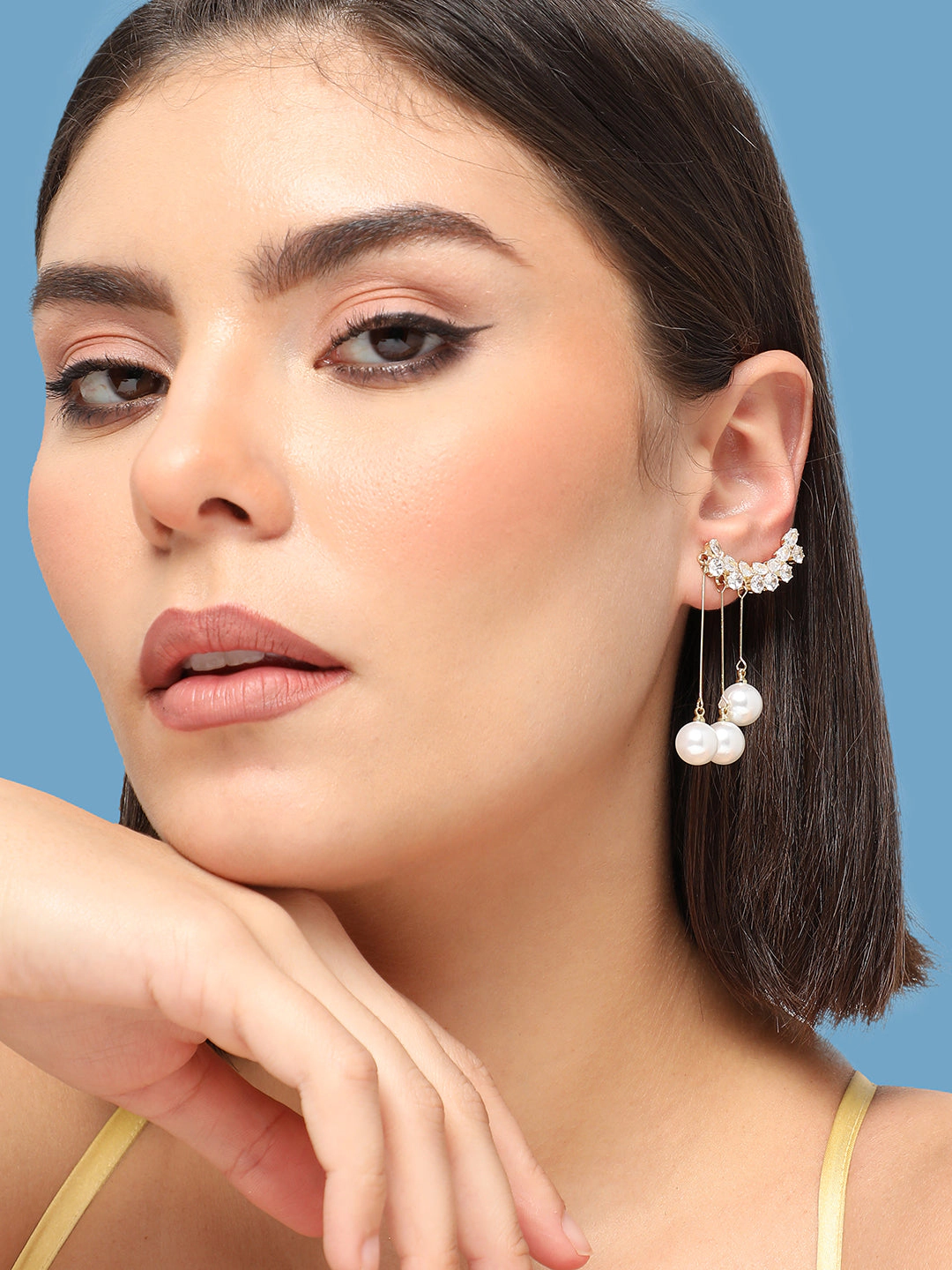 SOHI Women's Gold Plated Party Pearls Drop Earring for