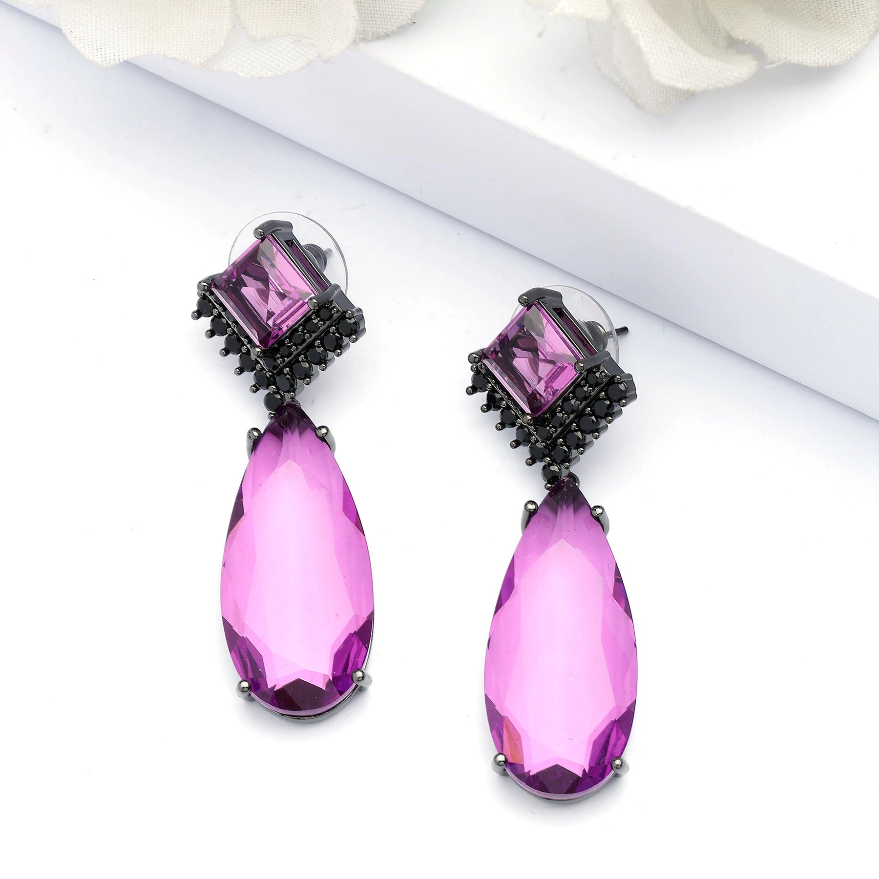 AGP PARIS Womens Raindrop shaped Violet Earrings