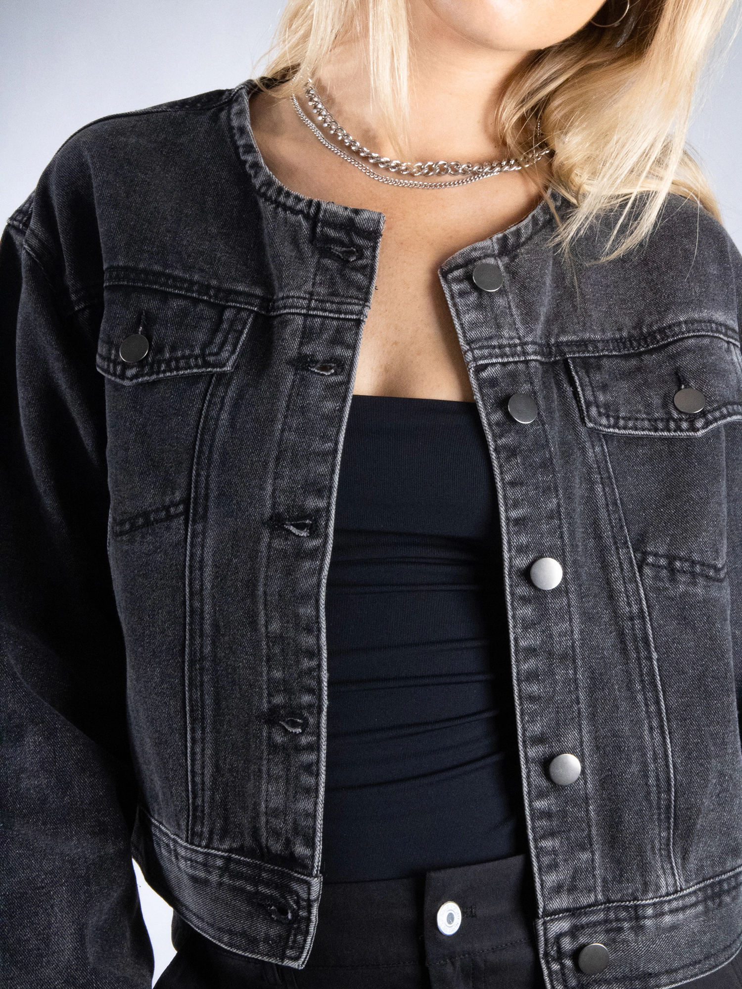 JESS by Meiko Women's Jean Collarless Long Sleeve Crop Denim Jacket