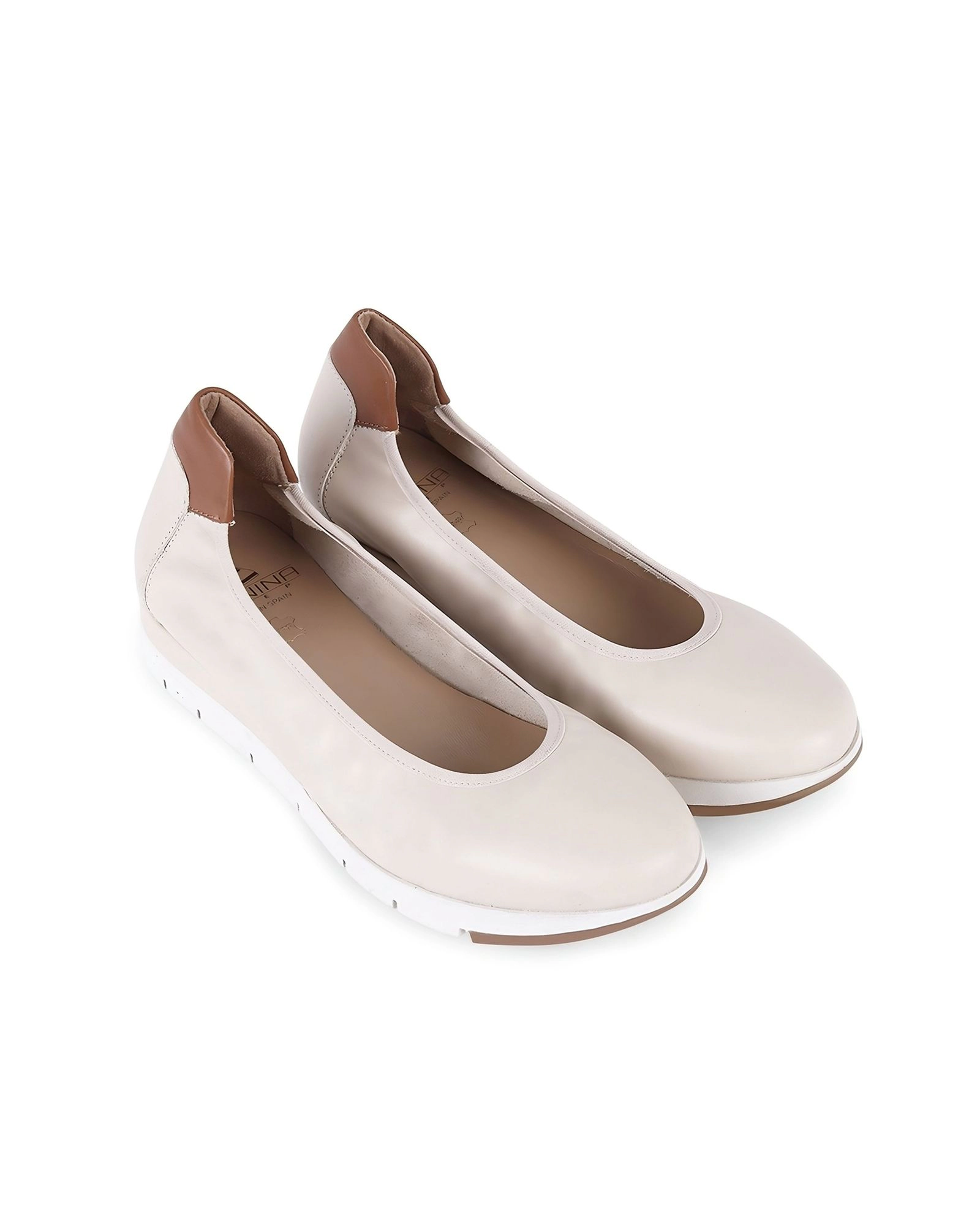 Menina Step Womens Promenade Leather Comfort Flat