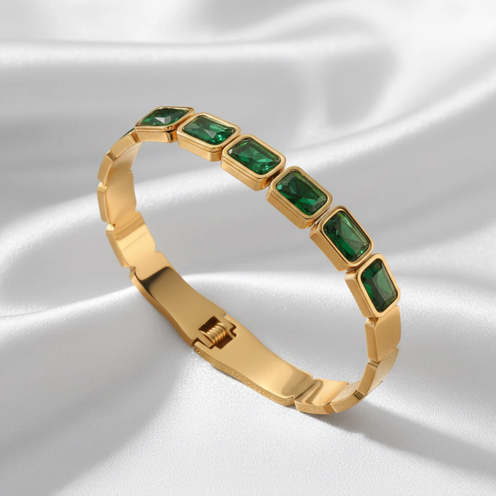 DressAtR Women's Green Stone 18K Gold Plated Bracelet
