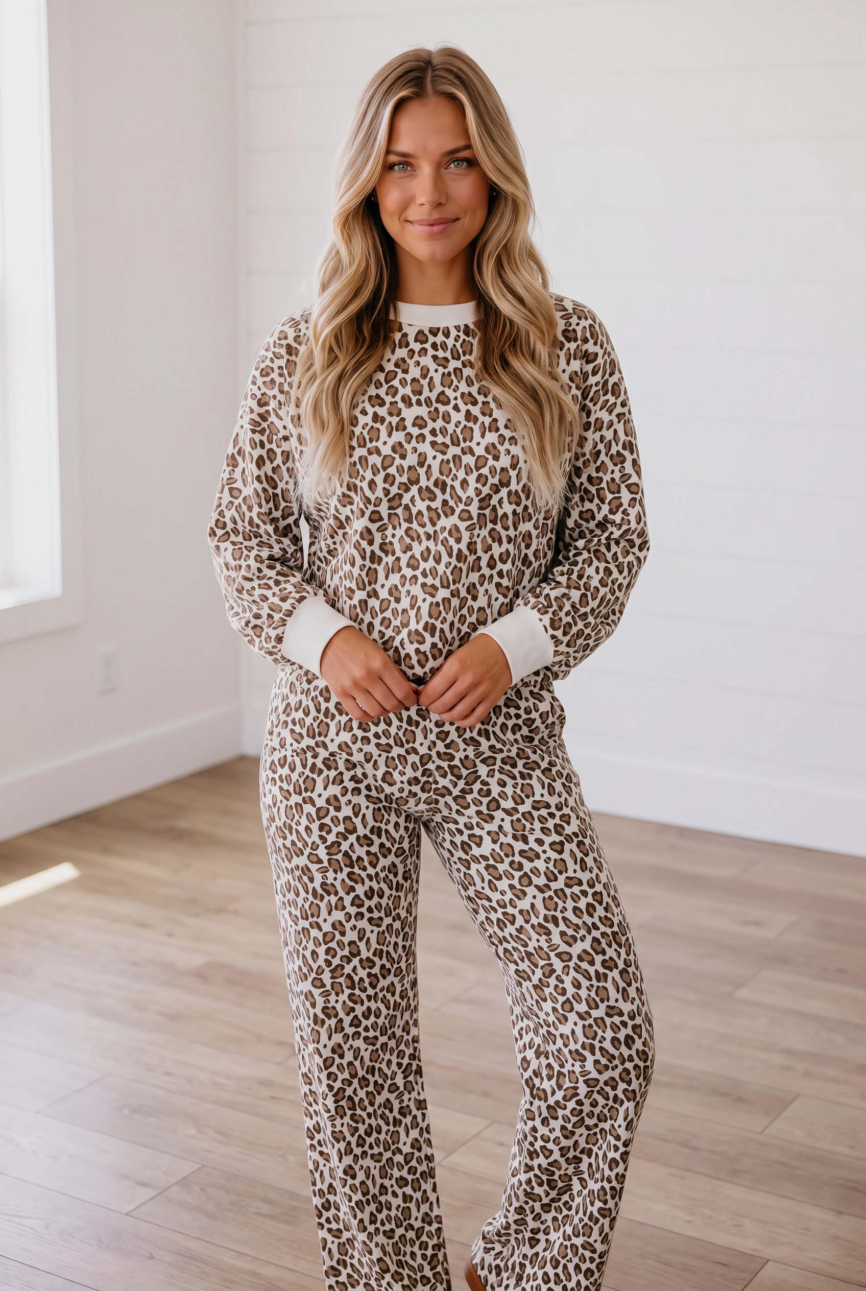 Threaded Pear Women's Aubrianna Colorblock Details Pant Set