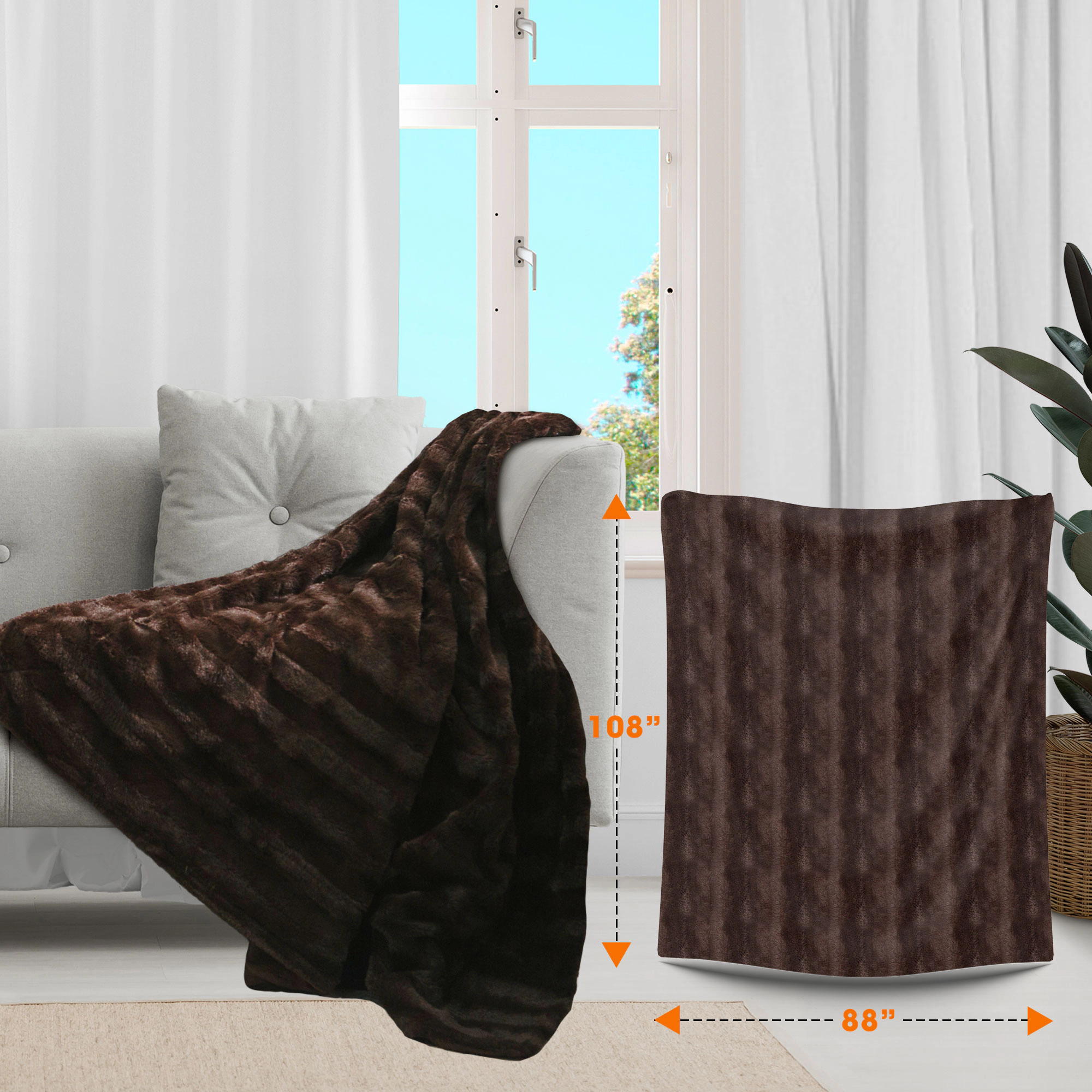 Cheer Collection 88 x 108-Inch Ultra Soft Reversible Faux Fur and Microplush Blanket for Couch Bed