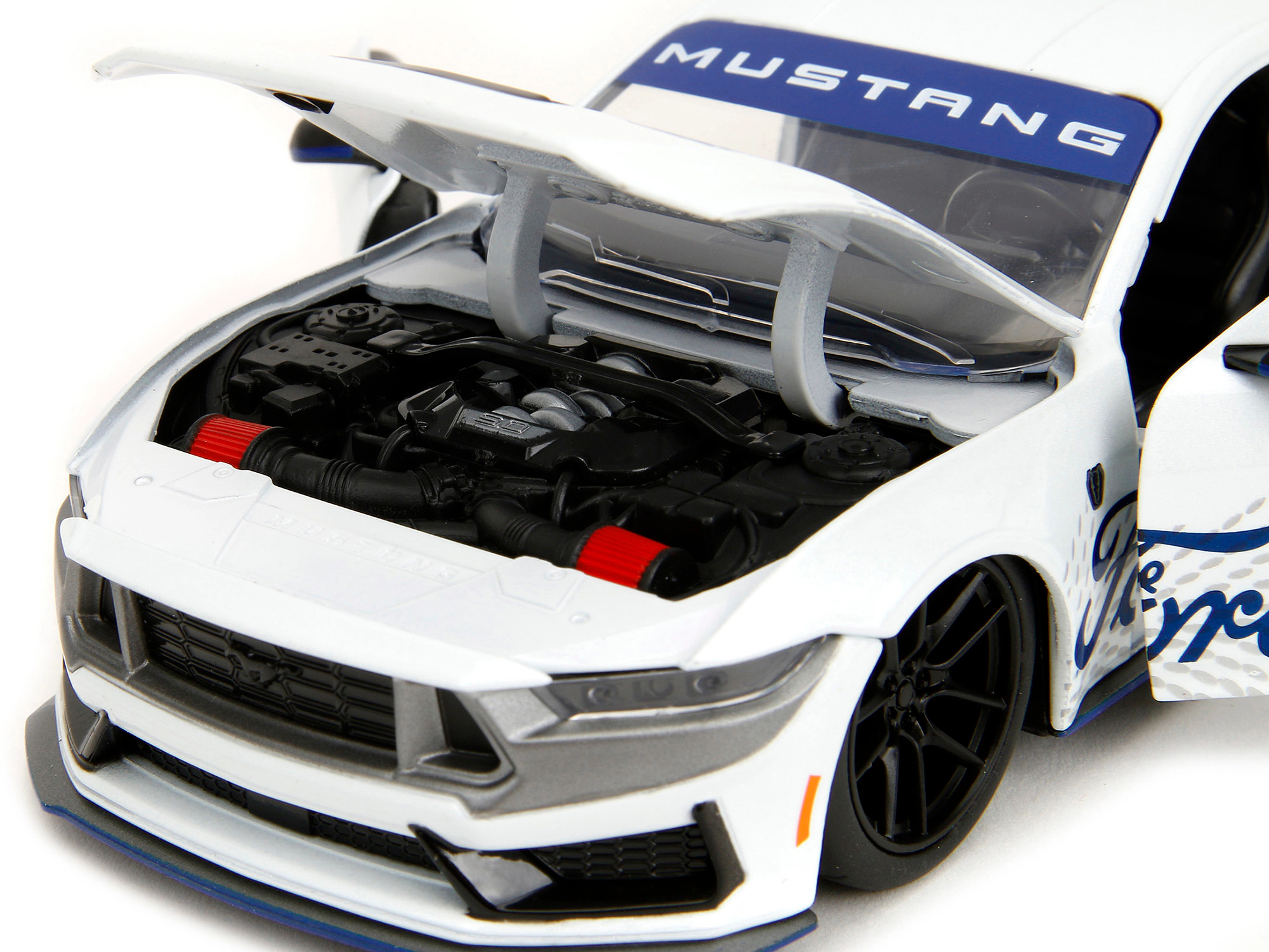 Jada 2024 Ford Mustang Dark Horse White with "Mustang Horse Graphics" "Bigtime Muscle" Series 1/24 Diecast