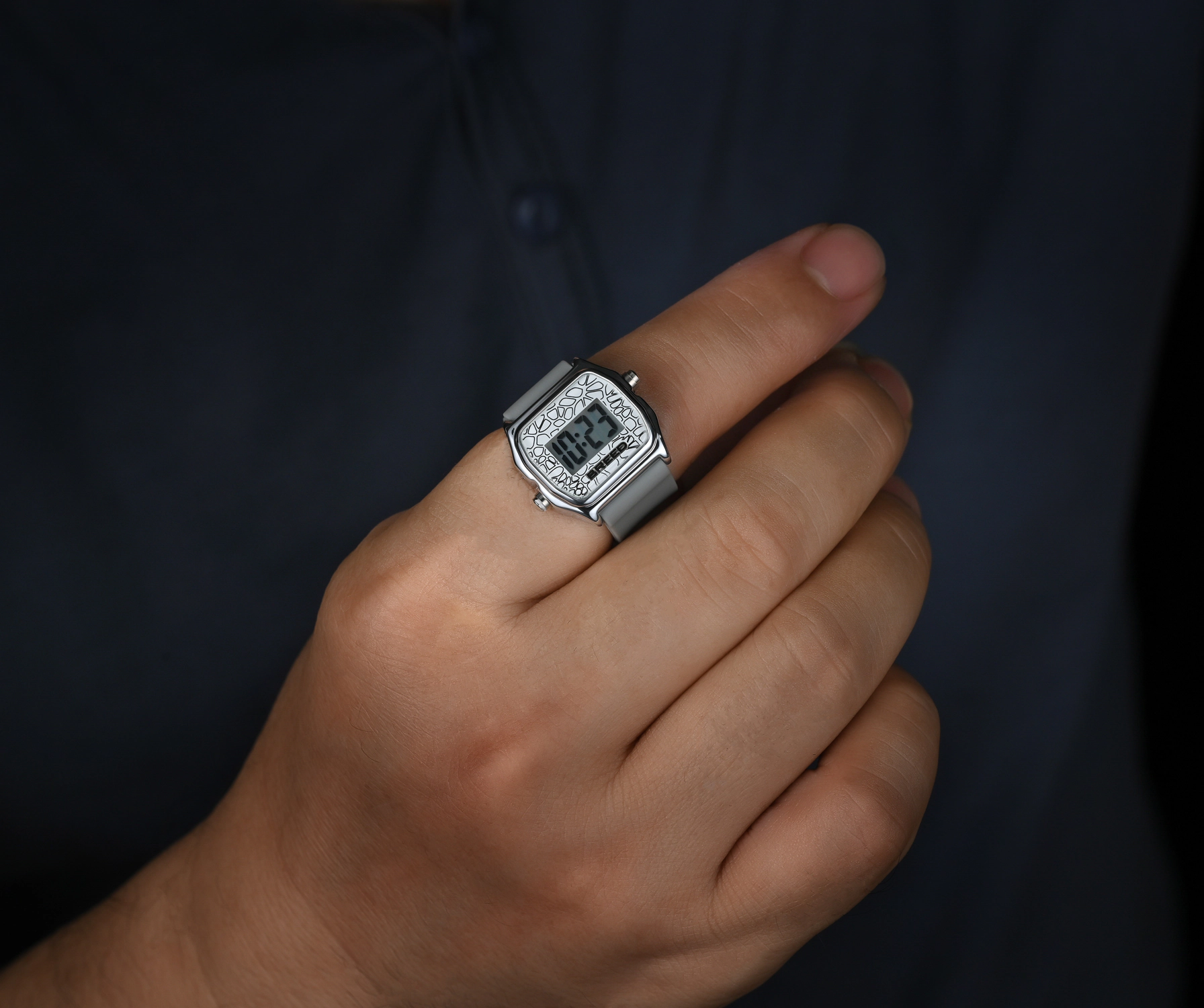 Breed Austin LCD Silicone Ring Watch