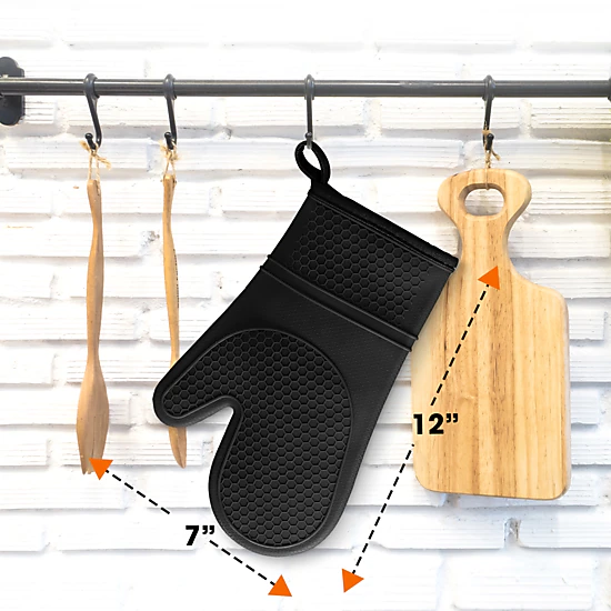 Cheer Collection 2 Pack Silicone Oven Mitts with Cotton Lining Textured Grip and Waterproof Design