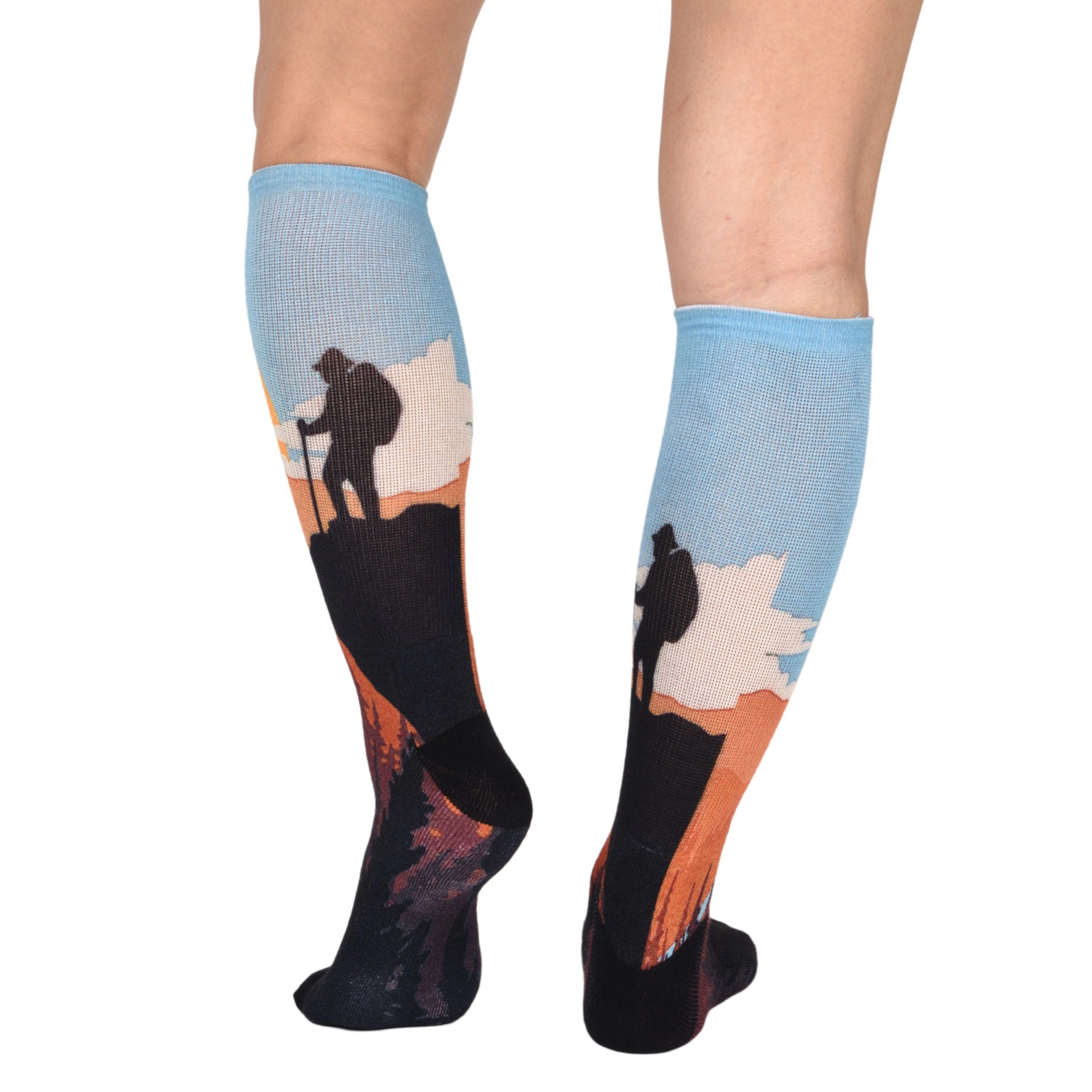 Wear Sierra CoolMax Sun Set Design Women's Knee-High 2 Pair Pack Socks
