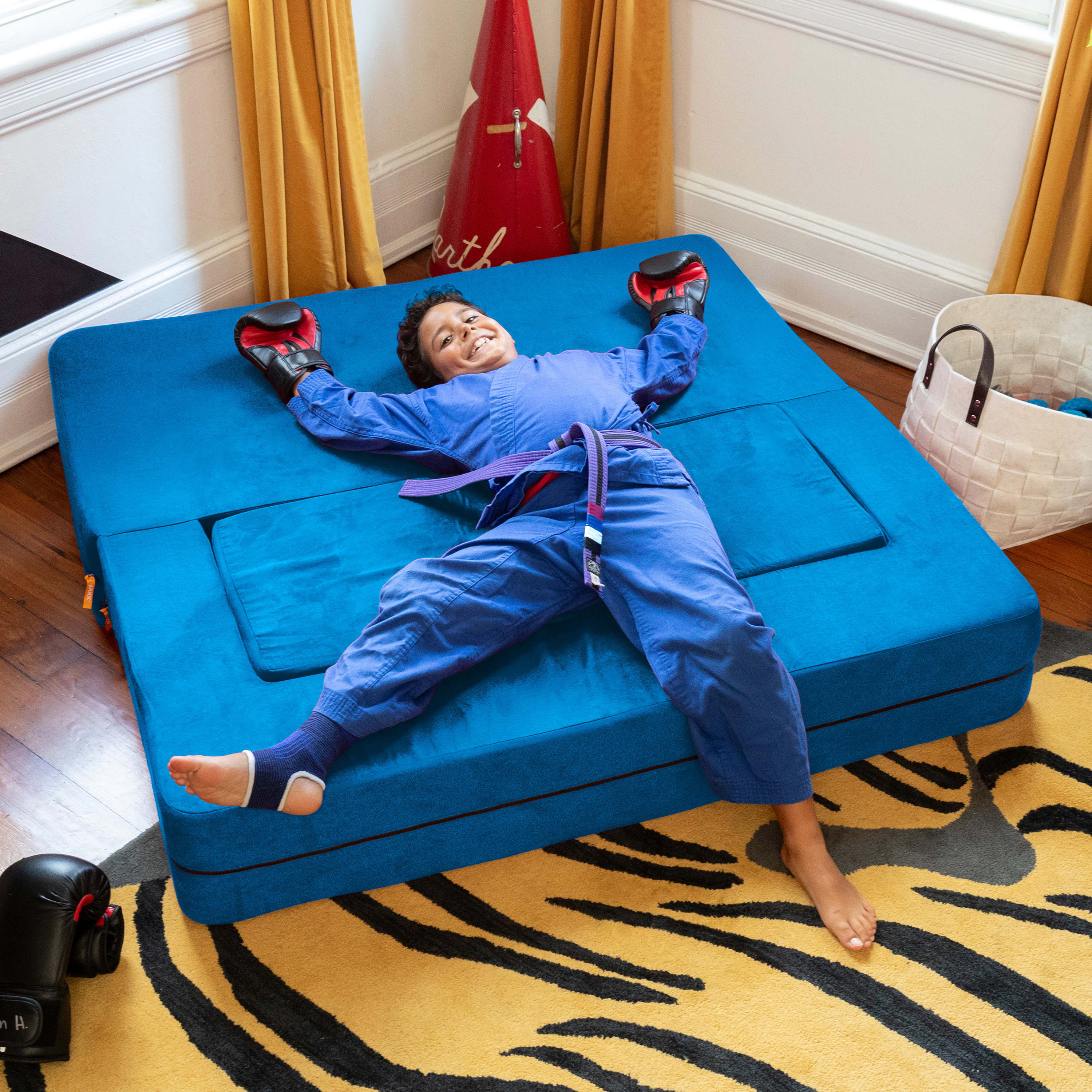 Zipline Kids Sofa & Large Ottoman, 3 1 Fold Out
