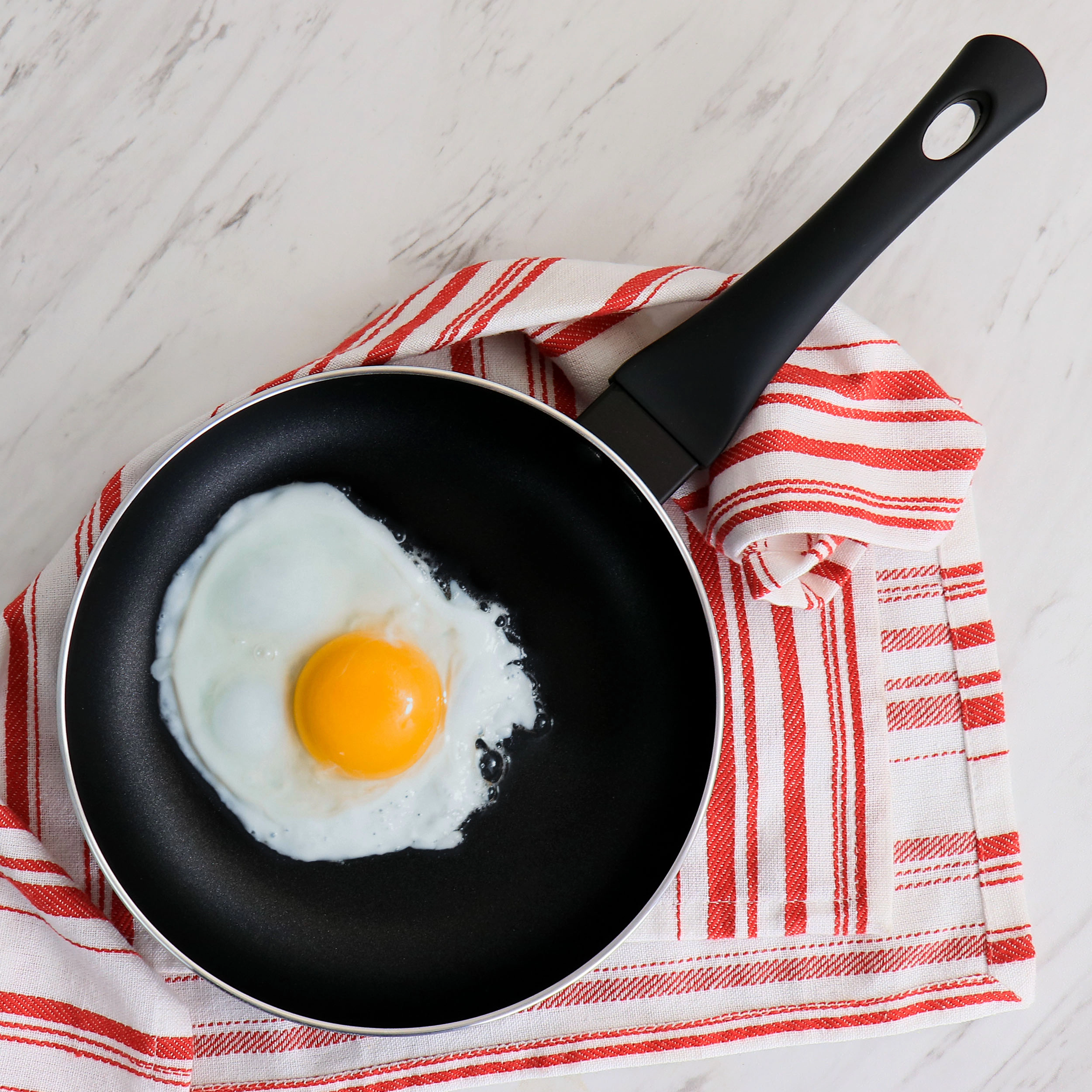 Oster Ashford 8 Inch Non Stick Aluminum Frying Pan in Black