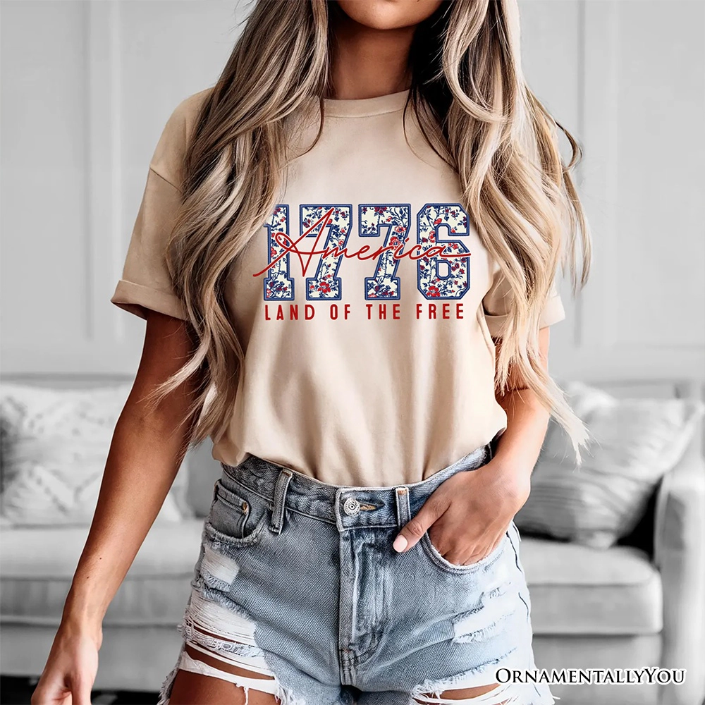 OrnamentallyYou Unisex Retro America 1776 Floral T-Shirt