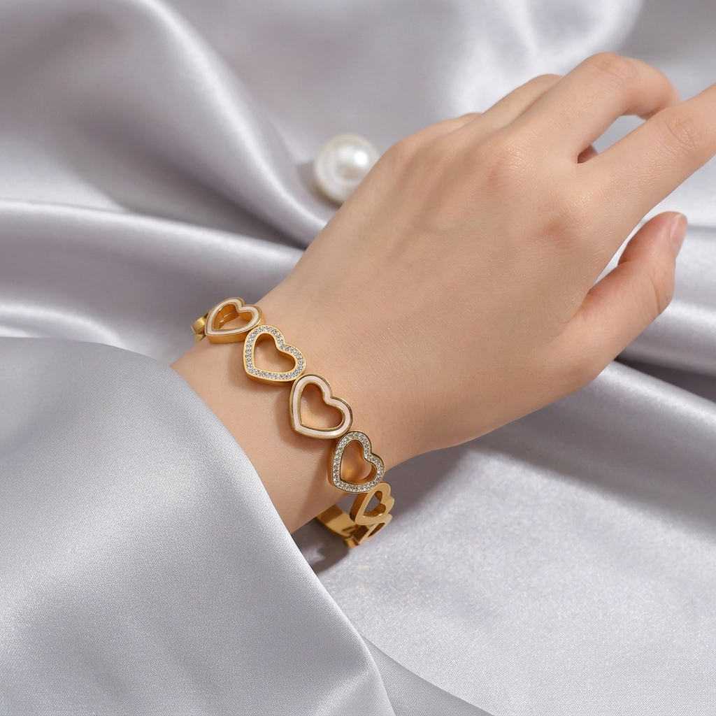 DressAtR Women's Heart 18K Gold Plated Bangle Bracelet