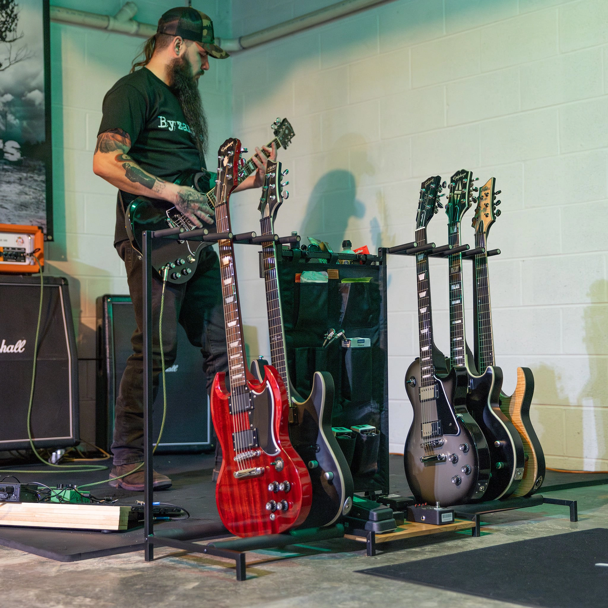 StoreYour The Headliner 10-Slot Guitar Rack, Black