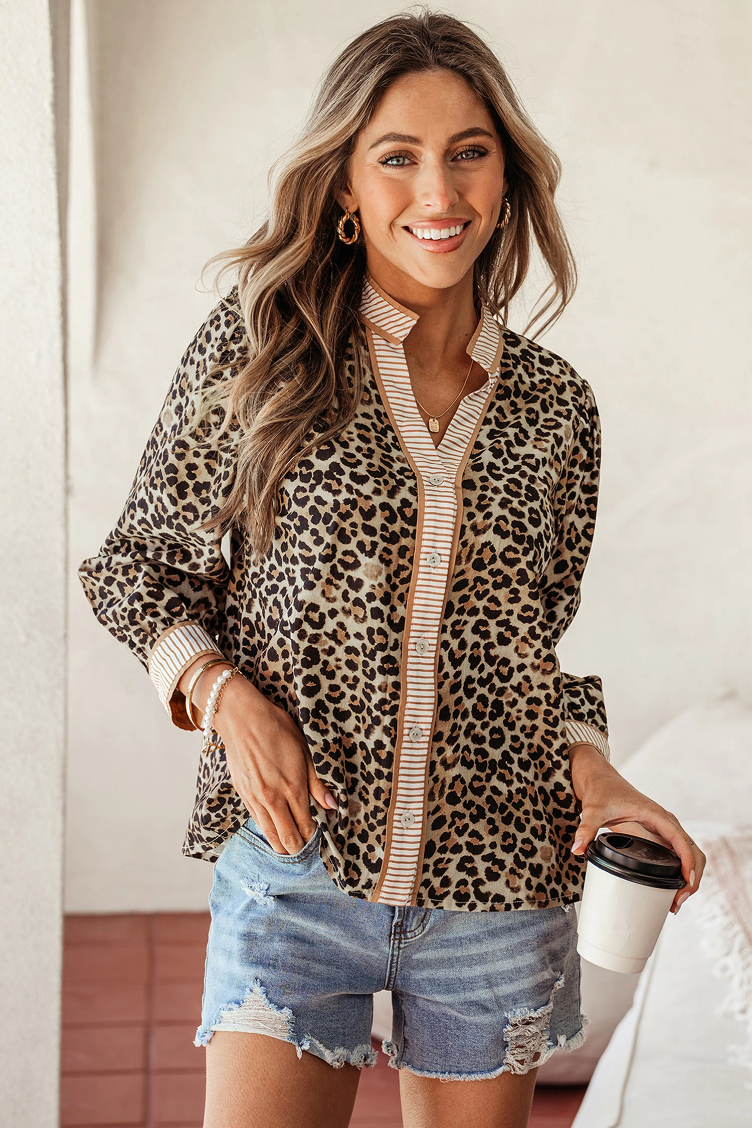 Threaded Pear Womens Jordyn Contrast Striped Trim Leopard V-Neck Shirt