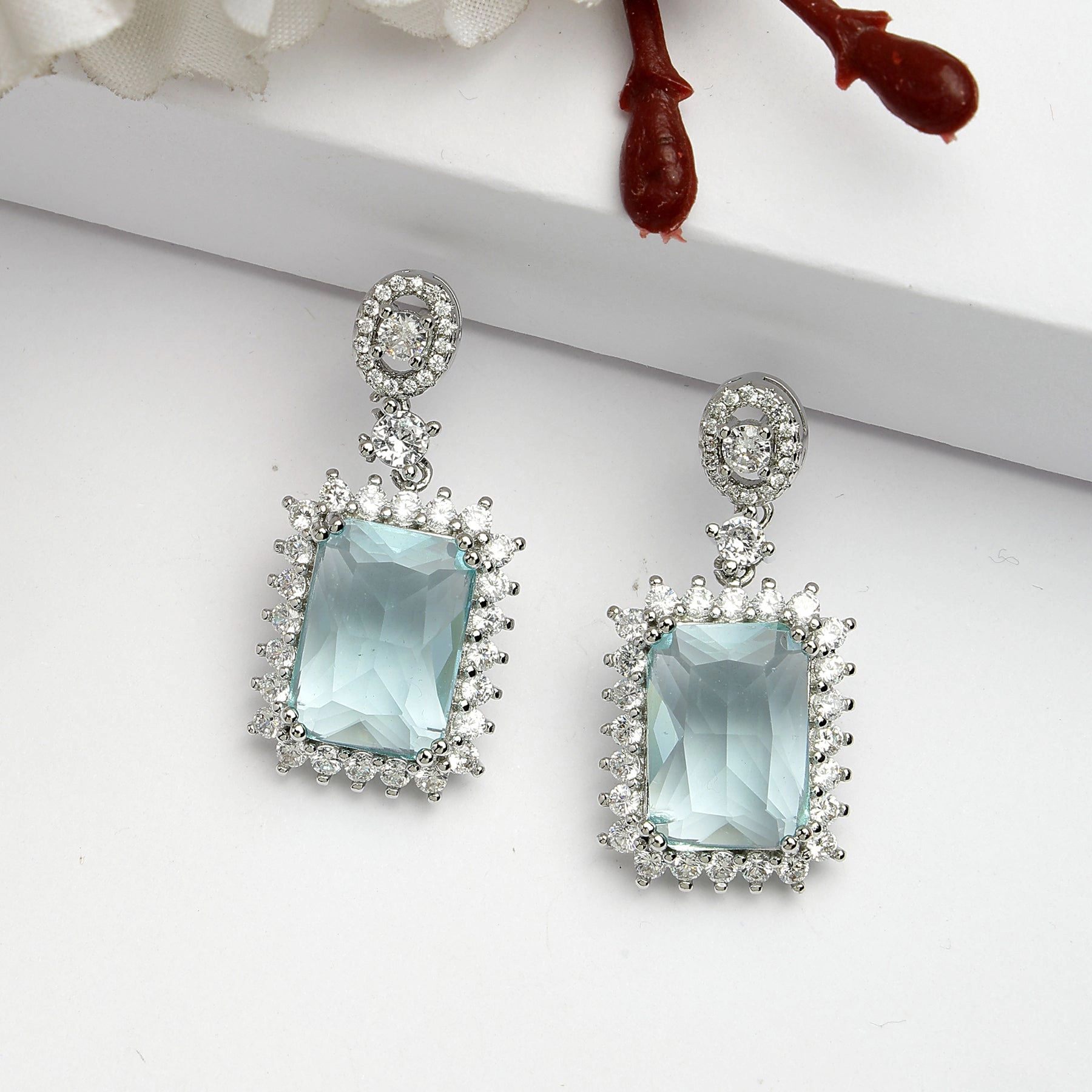 AGP PARIS Womens Diva Collection Radiant Starburst Drop Earrings