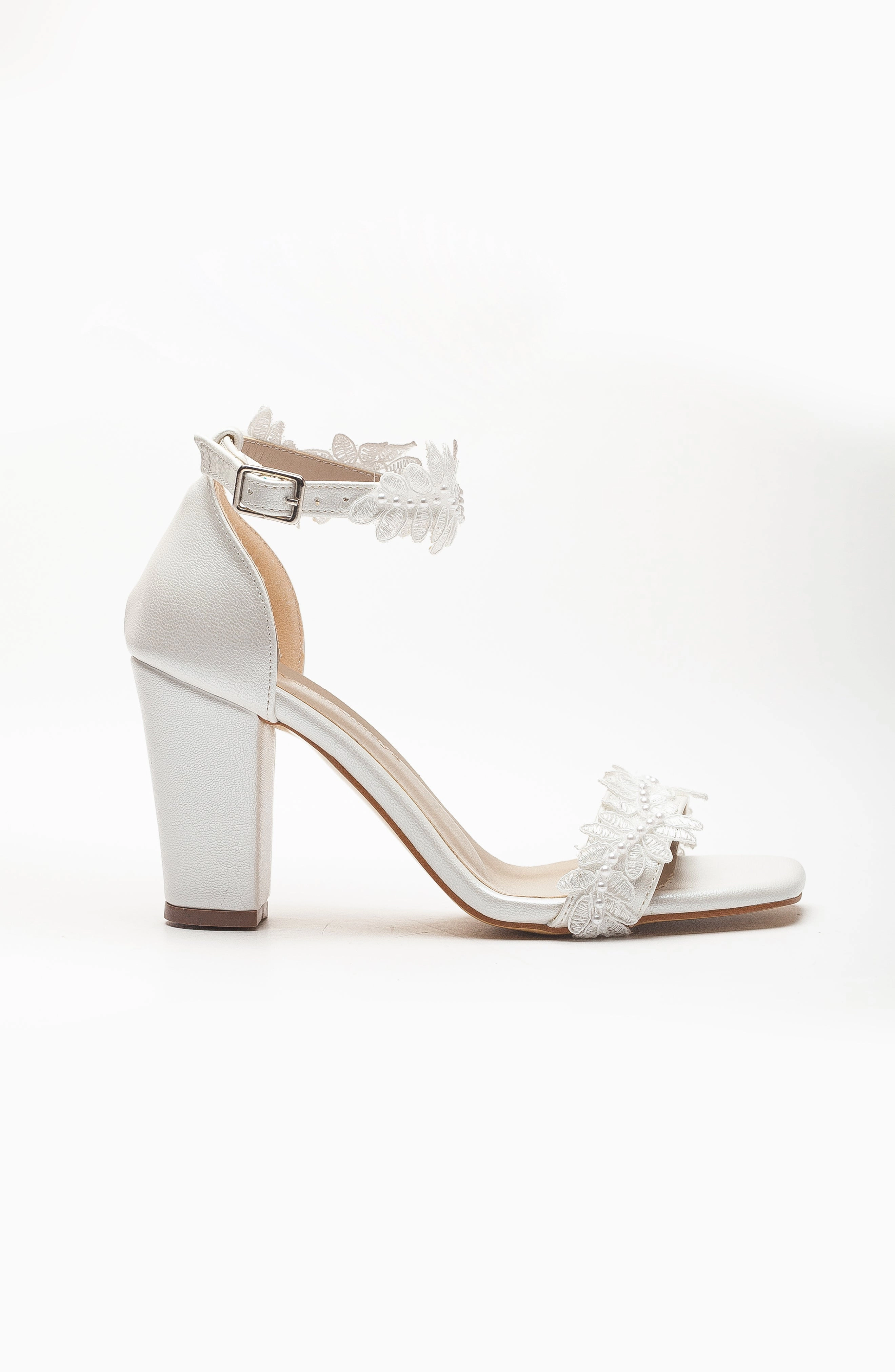 Forever & Always Womens Marlene Lace Bridal Sandals
