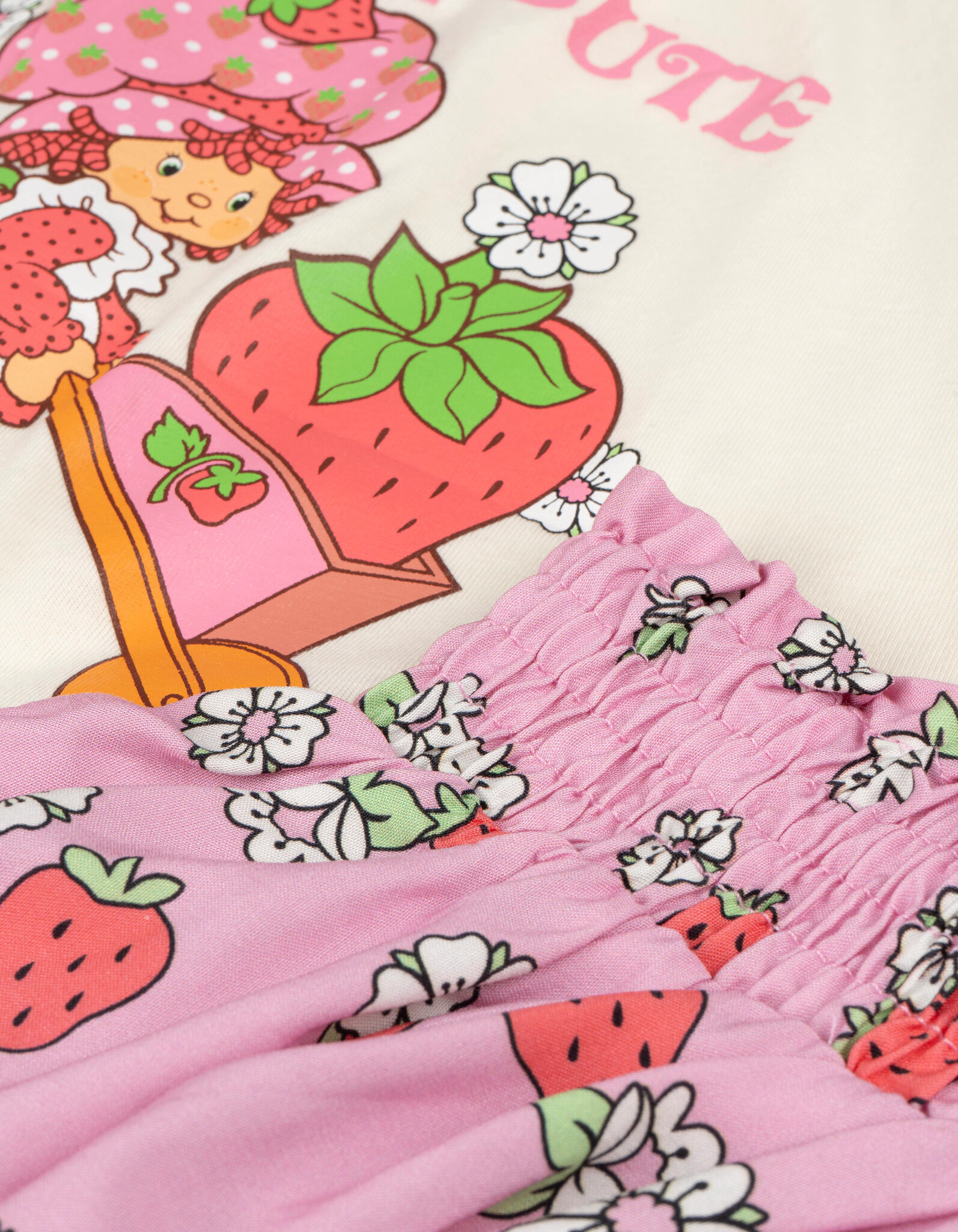 Strawberry Shortcake Girls' 2-Piece Tee and Skirt Set