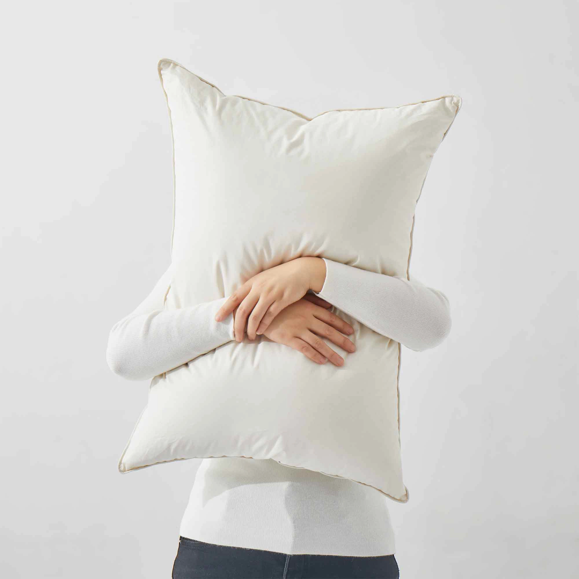 Puredown Selected Organic Cotton White Duck Down Pillow, Soft Breathable Bed Pillow, 1-Pack