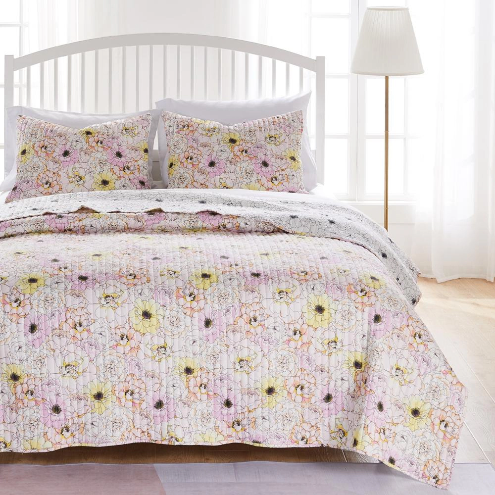 Greenland Home Fashion y Bloom Quilt and Pillow Sham Set
