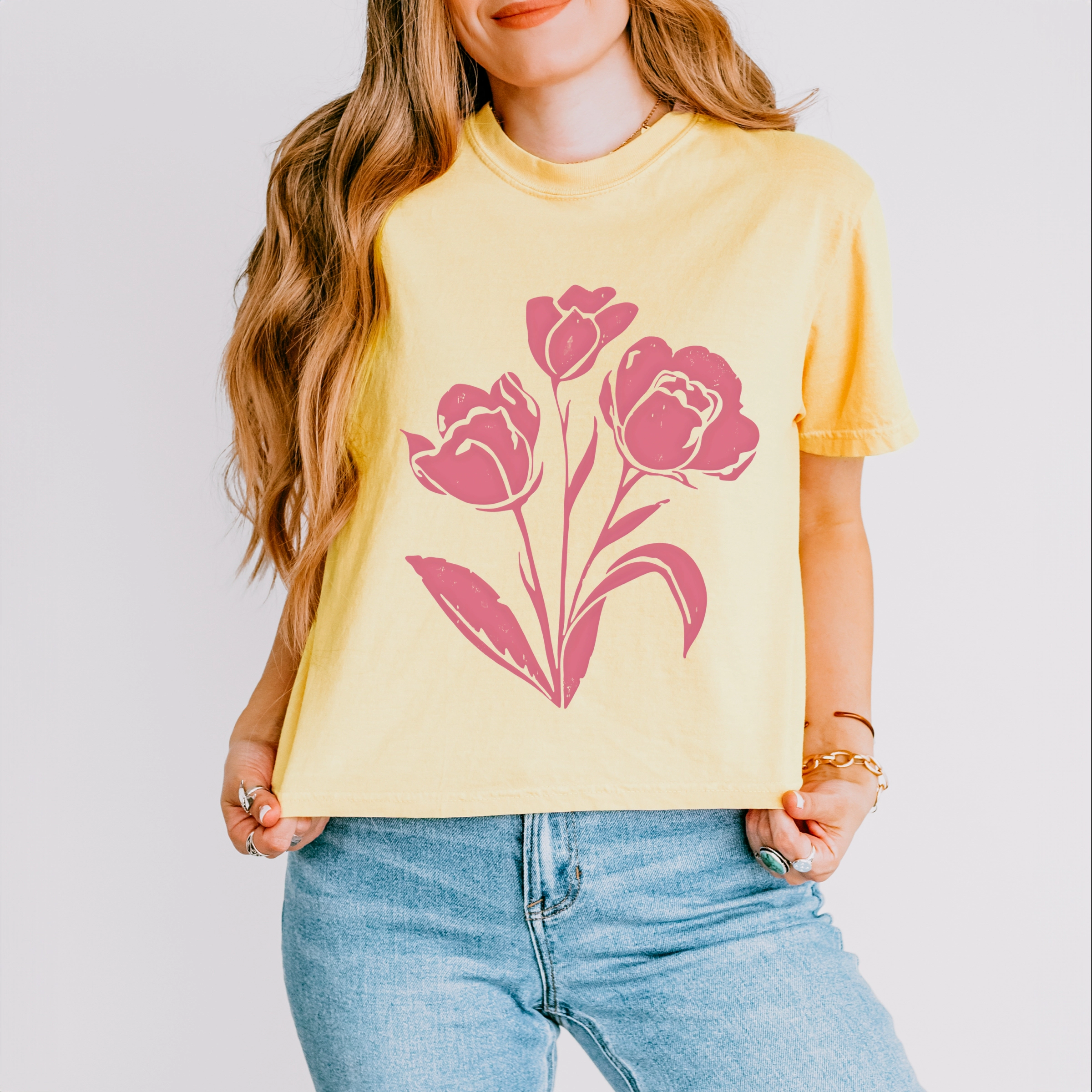 Simply Sage Market - Pink Roses Women's Boxy Crop Top Graphic T-Shirt