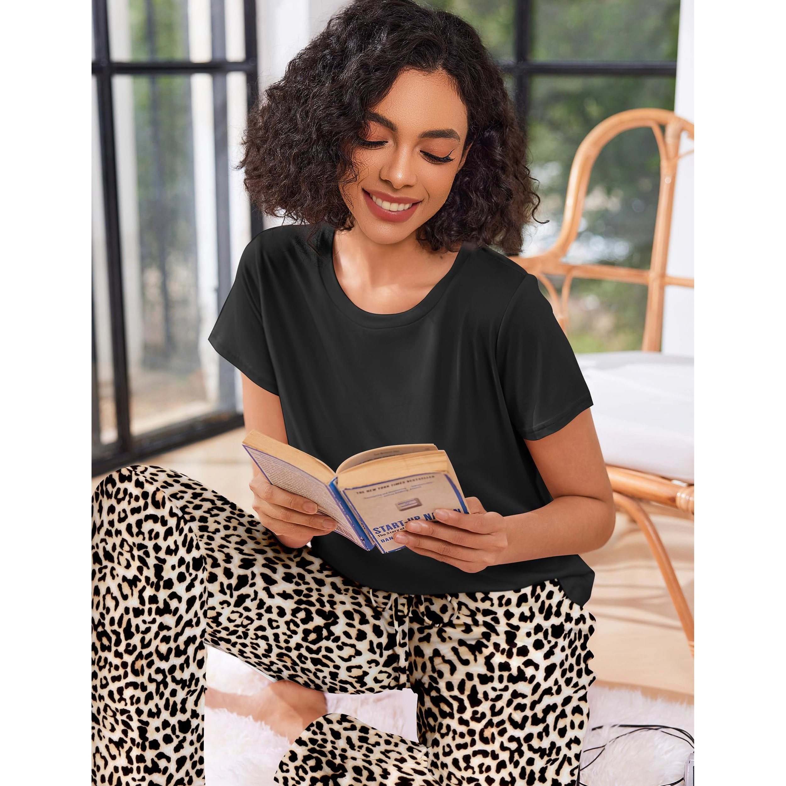 Ekouaer Pajama Sets Round Neck Pajamas Short Sleeve Sleepwear with Long Pants Loose Lounge