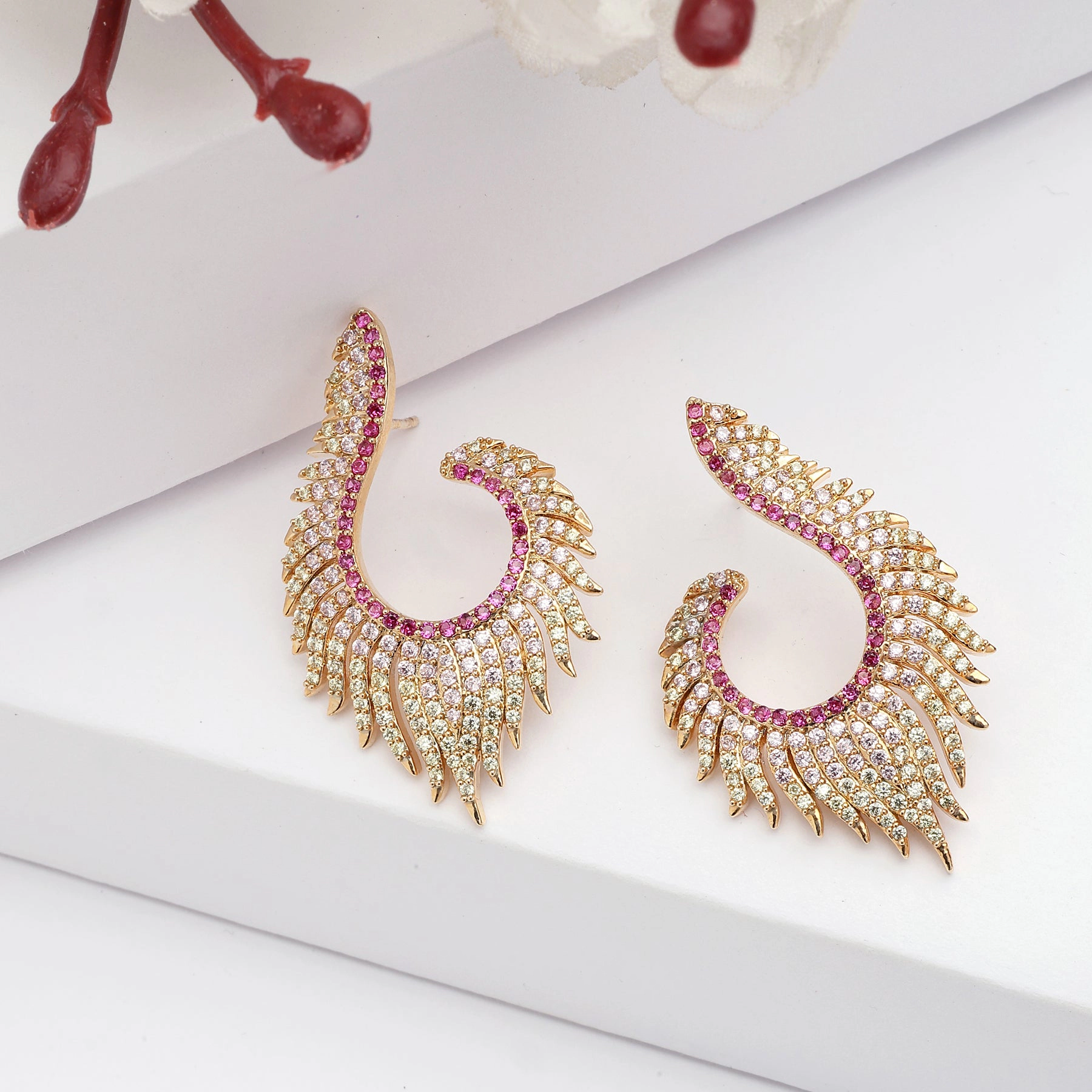 AGP PARIS Womens Diva Gorgeous Feather Stud Earrings