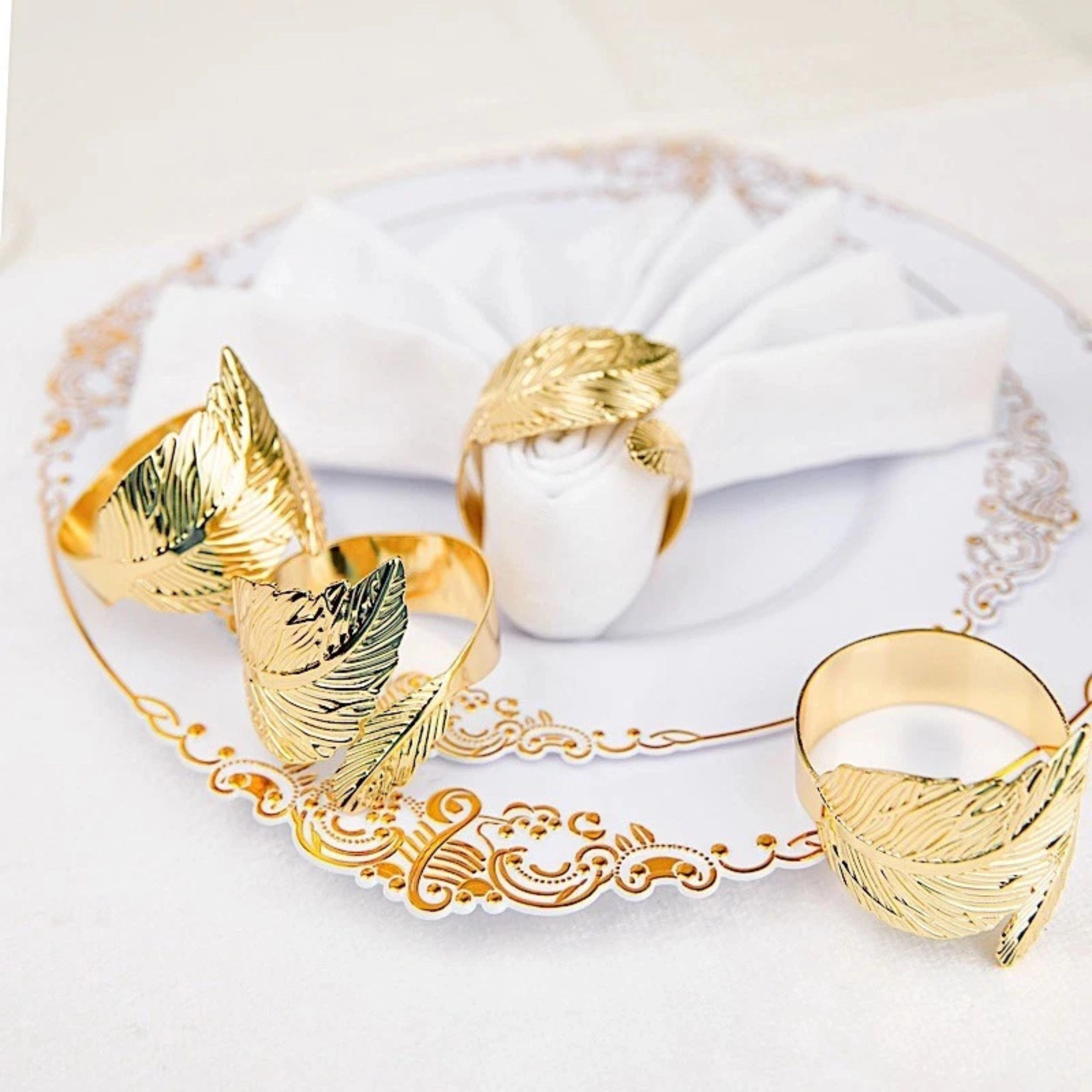 Home Collection 2.25-Inch Leaf Metal Napkin Rings-Set of 4