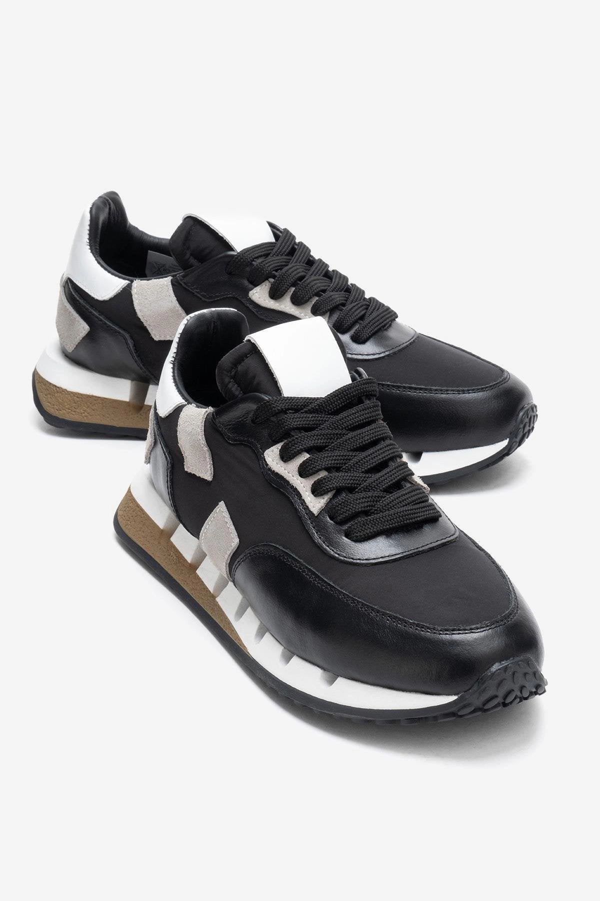 Forever & Always Womens Vian Leather Platform Sneaker