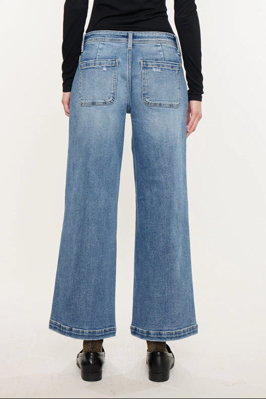 KanCan Women's Essentials Mid Rise Ankle Wide Jeans Amma