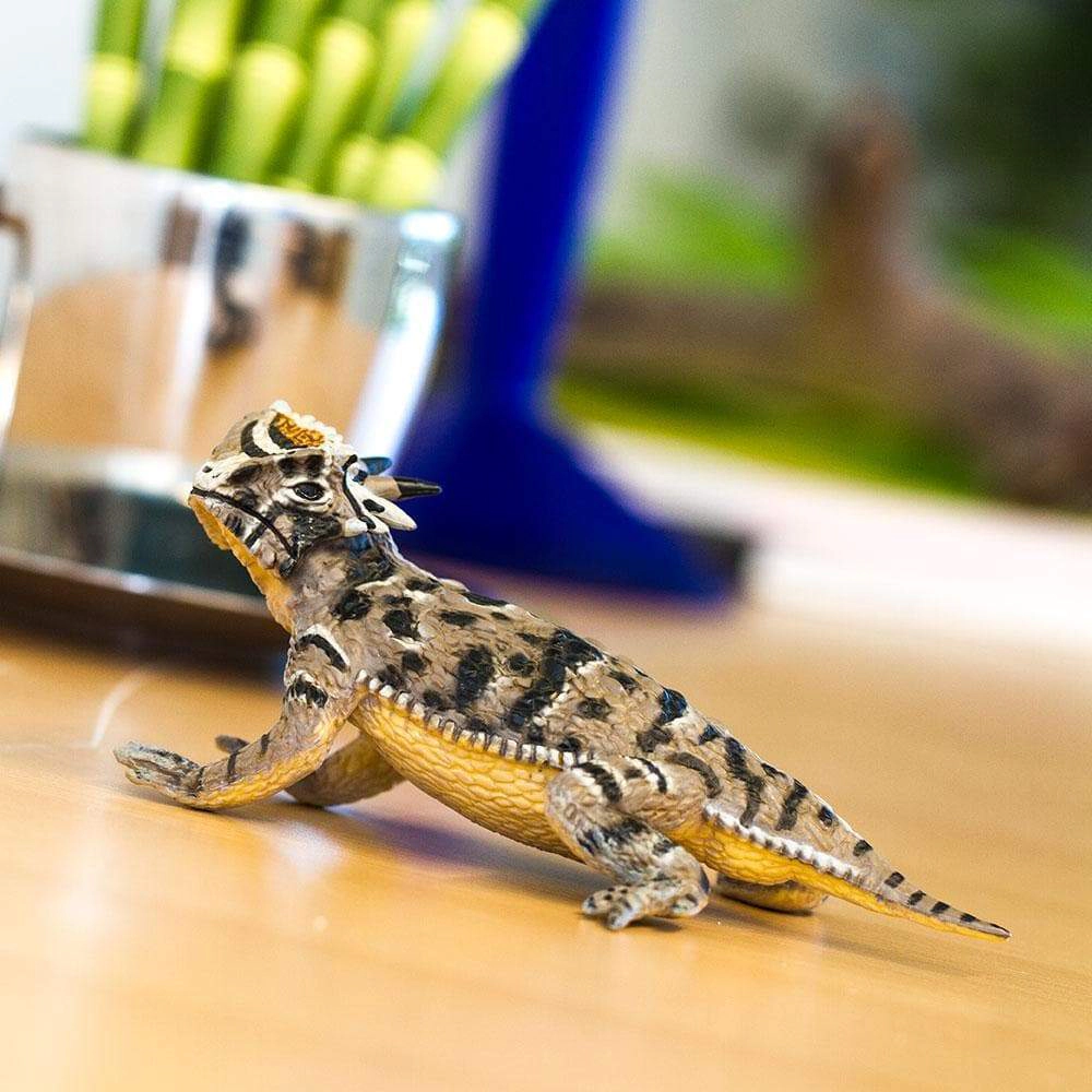 Safari Ltd. - Horned Lizard Kids Toy Figure