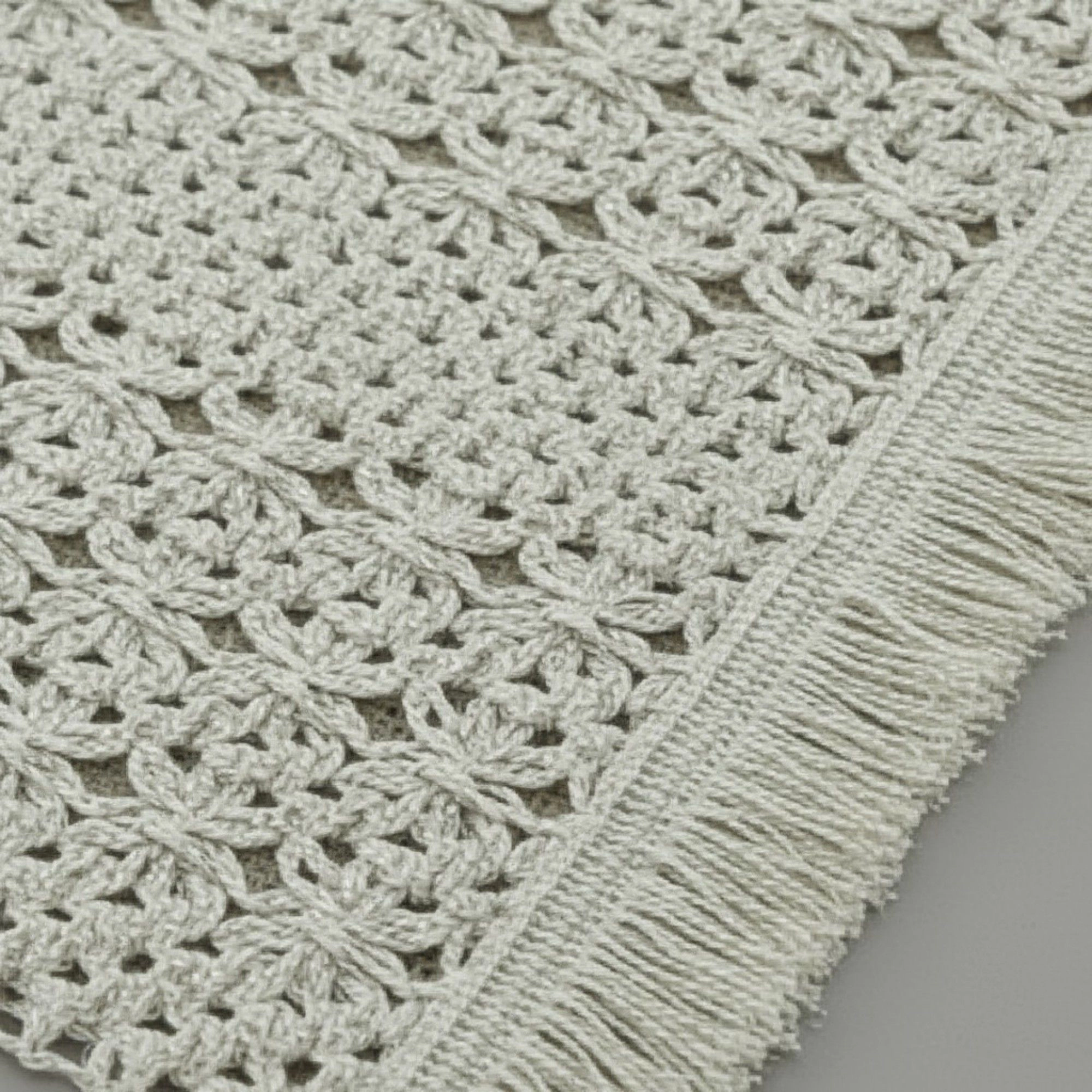 Alilang Unisex Set of 2 Woven Cotton Placemats with Fringe Edges for Dining Table 13.7x17.7