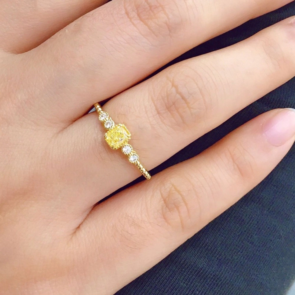 Women's Brilliant Exquisite Yellow Cubic Zirconia Engagement Ring
