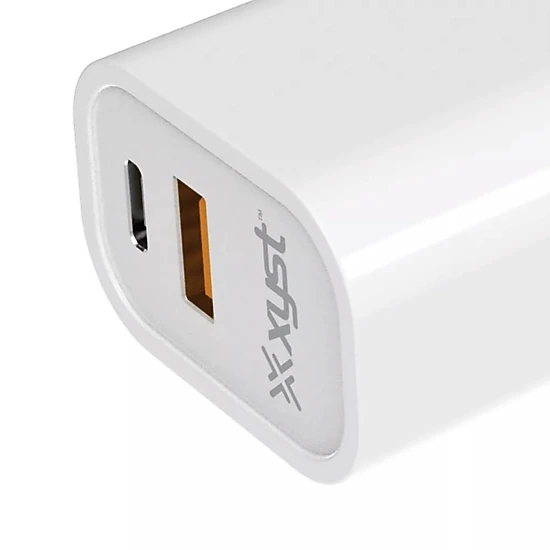 Xyst 3.4-Amp Dual USB Wall Charger with USB Port and USB Type-C Port