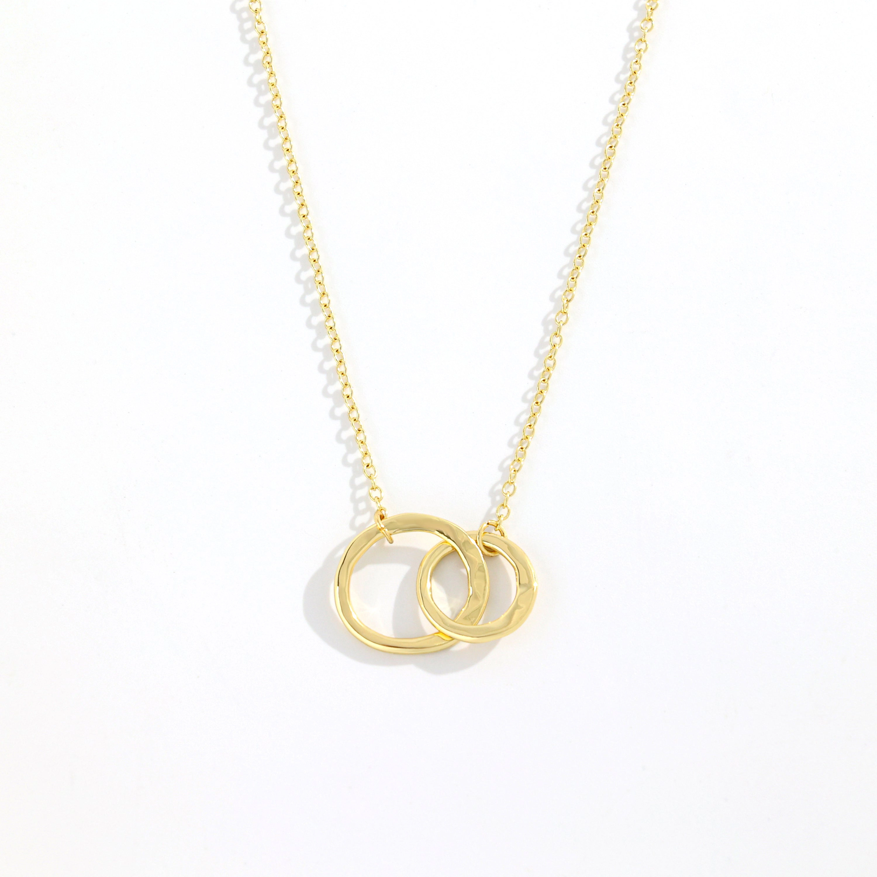 Mint & Lily Women's Unity Links Necklace