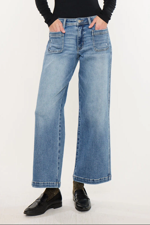 KanCan Women's Essentials Mid Rise Ankle Wide Jeans Amma