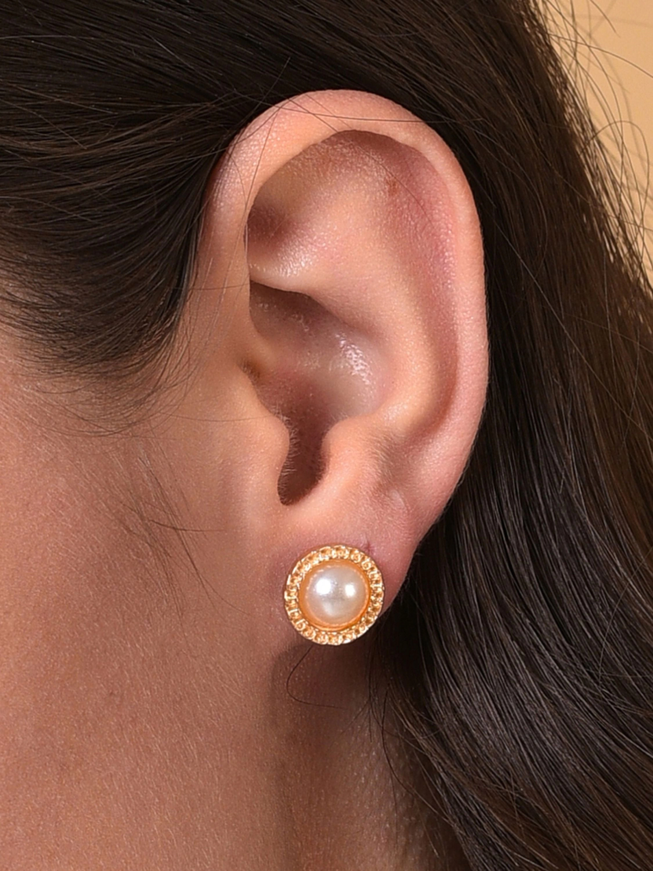 SOHI Women's Gold-Toned Contemporary Drop Earrings