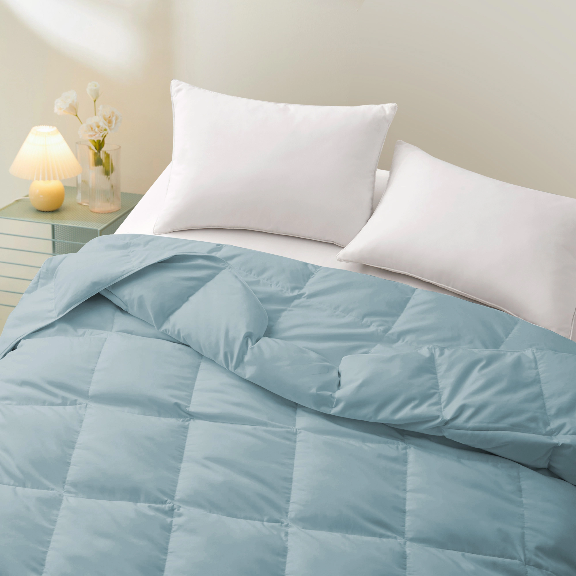 Unikome Lightweight Feather & Down Fiber Comforter, Soft Breathable Duvet Insert with Corner Loops
