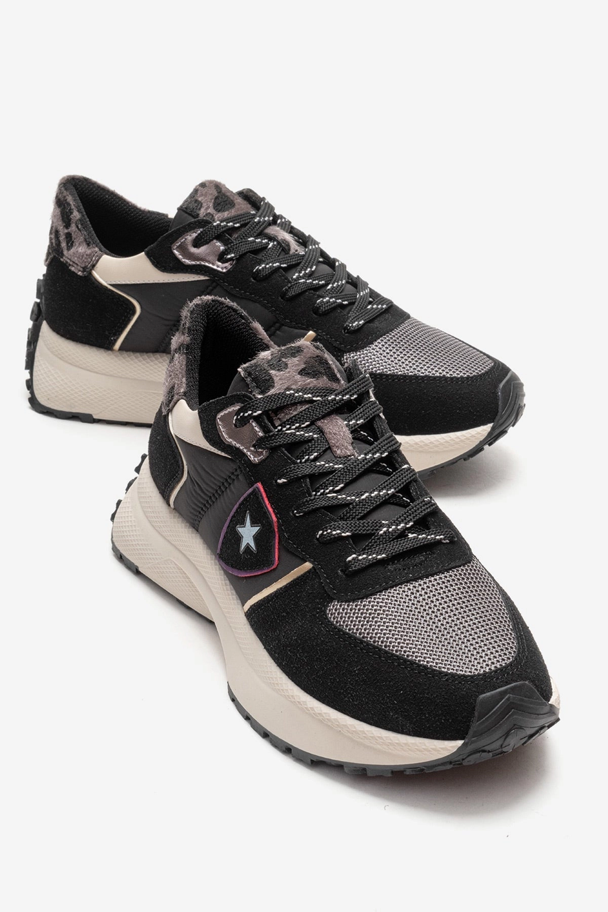 Prologue Shoes Womens Biella Sneaker